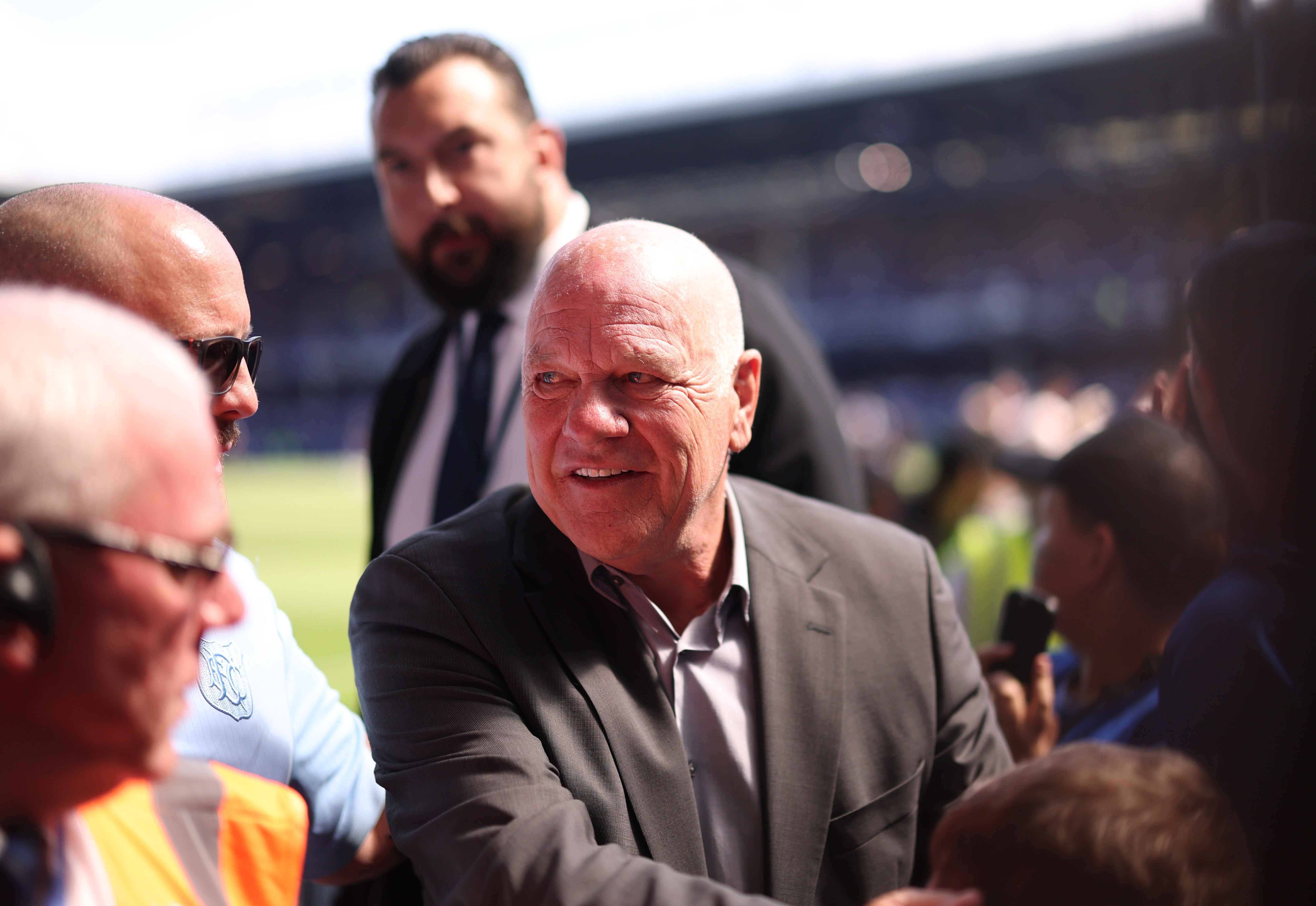 Andy Gray to return to UK broadcasting for Champions League commentary