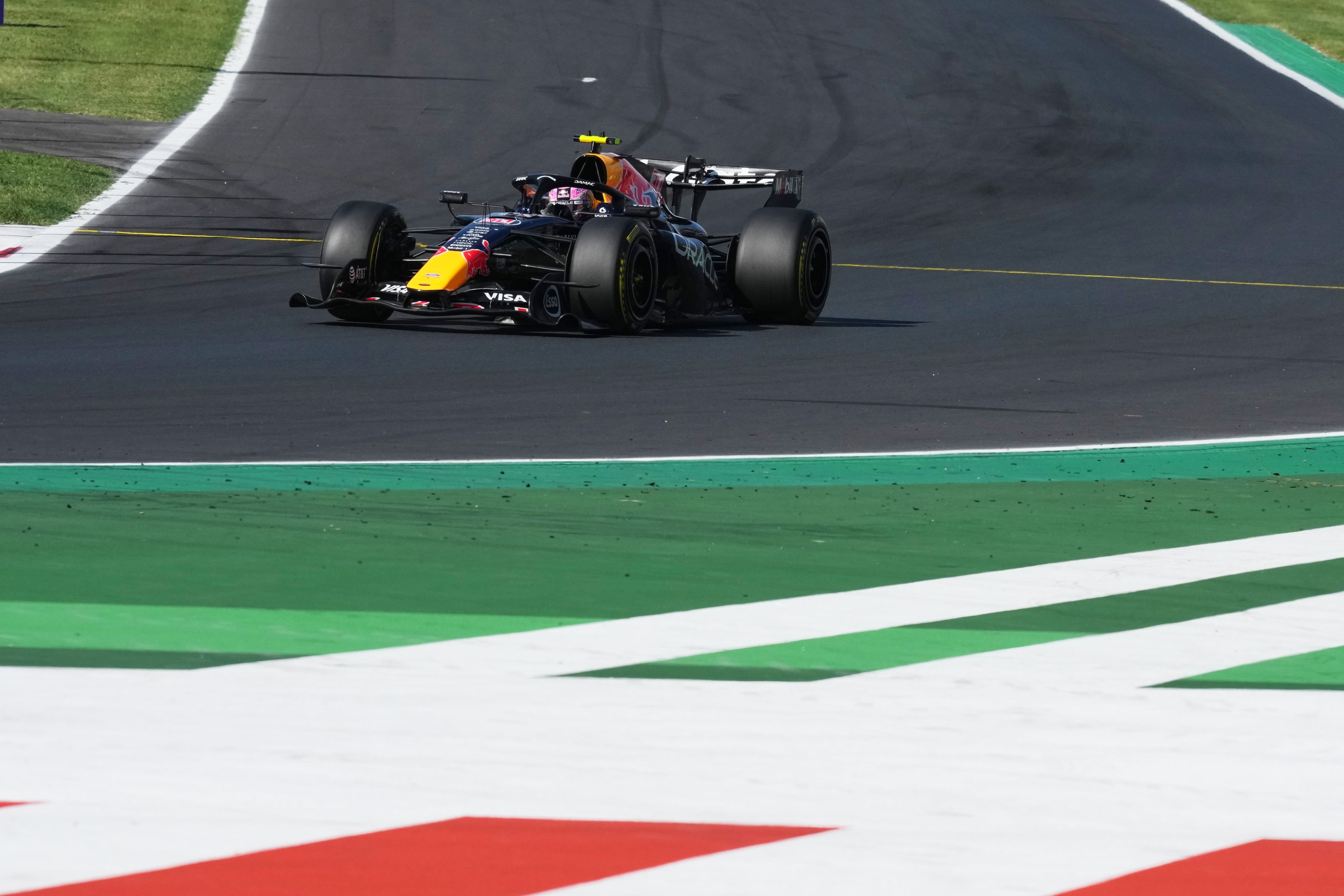 F1-RED BULL-LAWSON