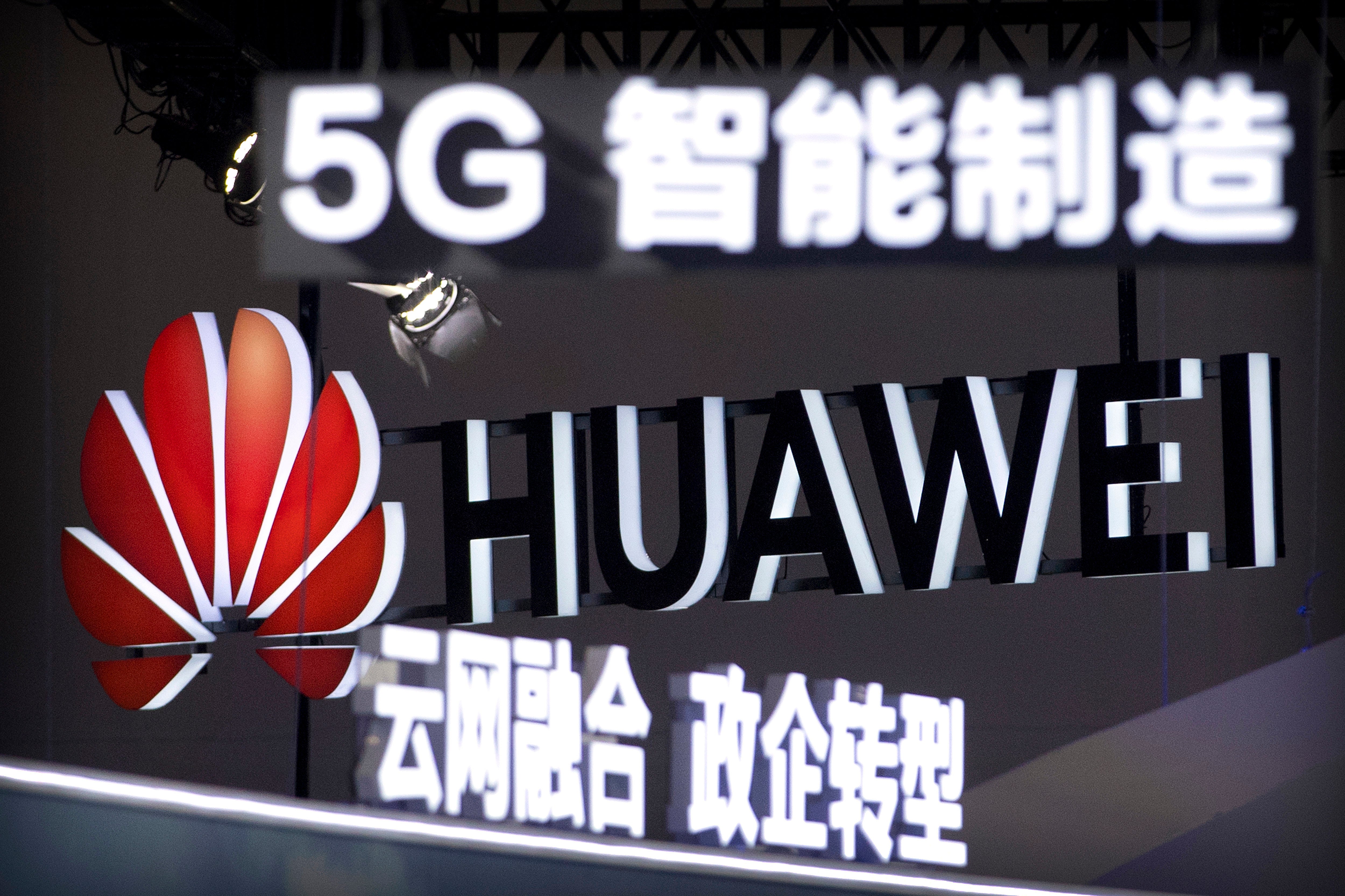 independent.co.uk - Larry Neumeister - China's Huawei Technologies faces racketeering trial in New York