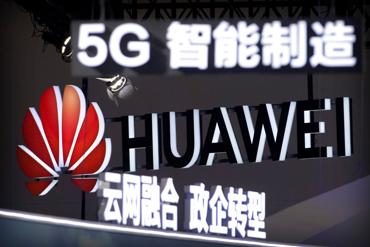 Huawei Faces Criminal Racketeering Trial in New York Court