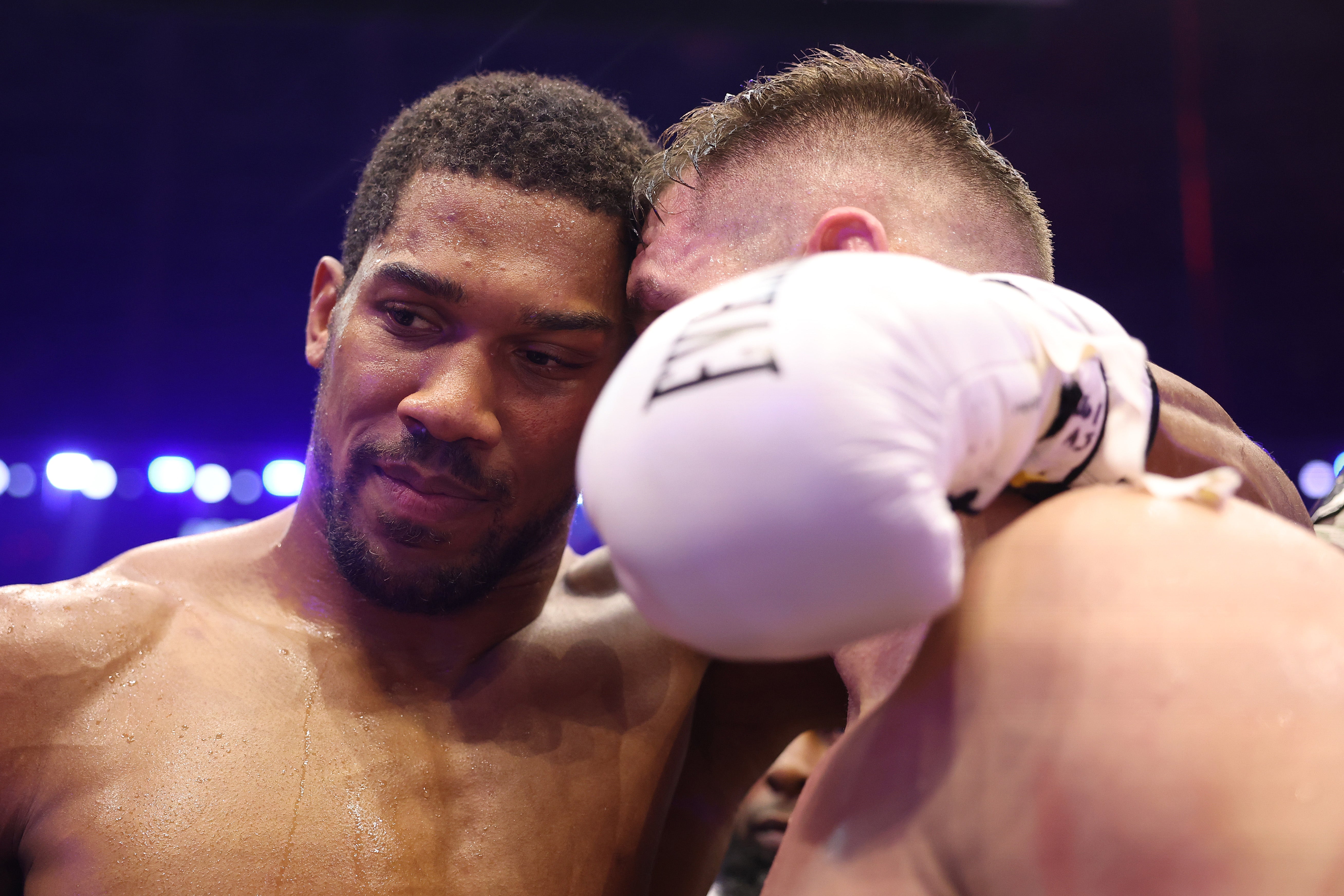 Matchroom chief pinpoints problem in Anthony Joshua vs Tyson Fury talks