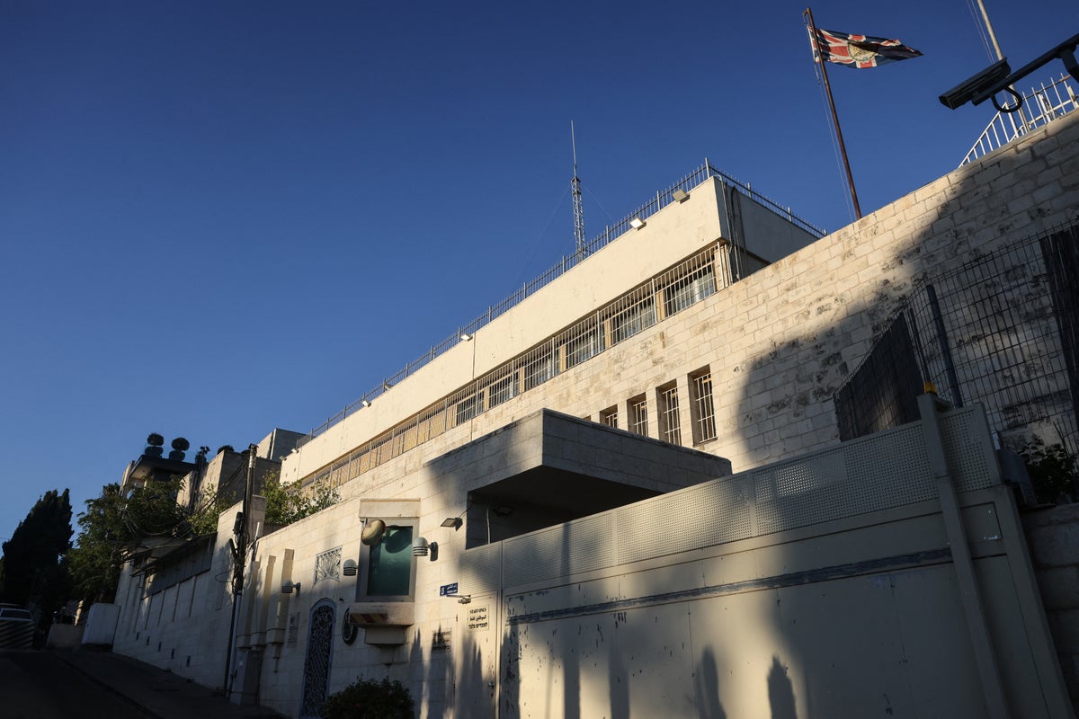 Israel is punishing Palestinians by closing UK’s Jerusalem consulate, says former Israeli official