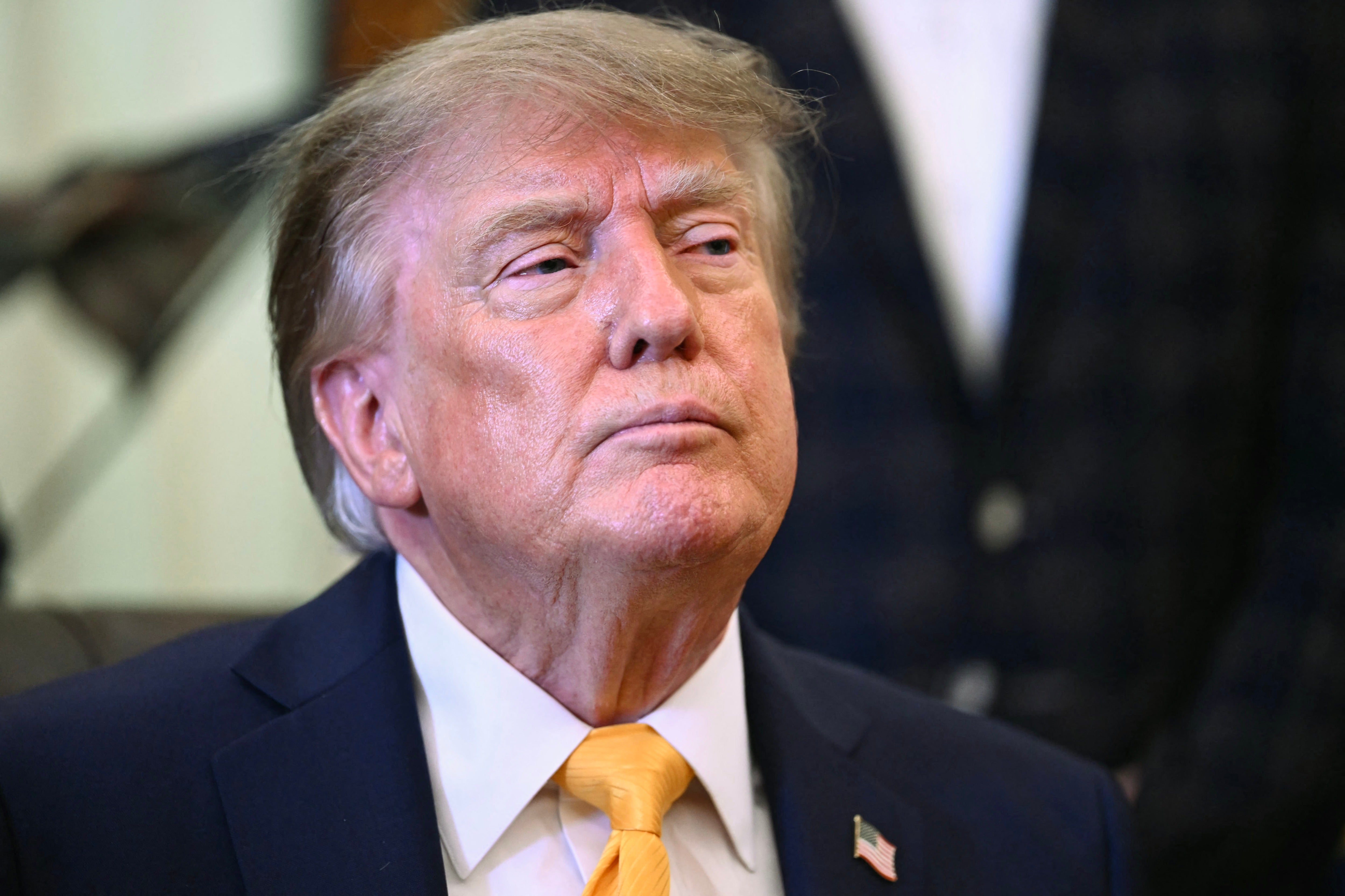 Senators Urge Trump to Reconsider Potential Restrictions on Bombardier Aircraft Sales