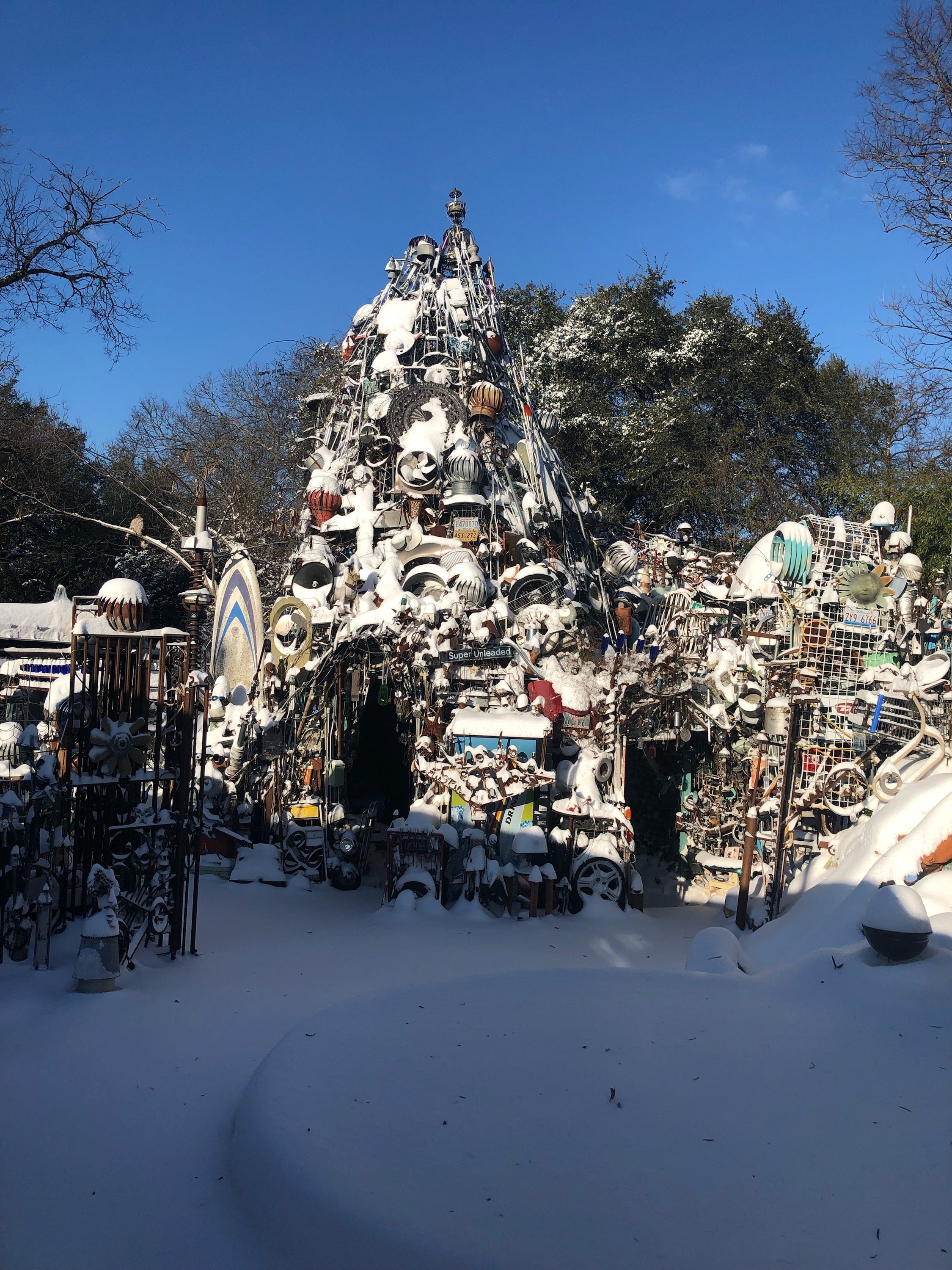 Hannemann spoke on the challenges with running a tourist attraction from your backyard: ‘There's not a single day that I don't have people show up unannounced’