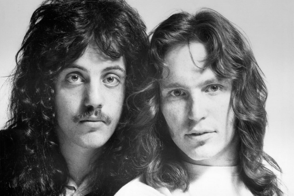 Billy Joel mourns death of early bandmate Jon Small decades after affair ...