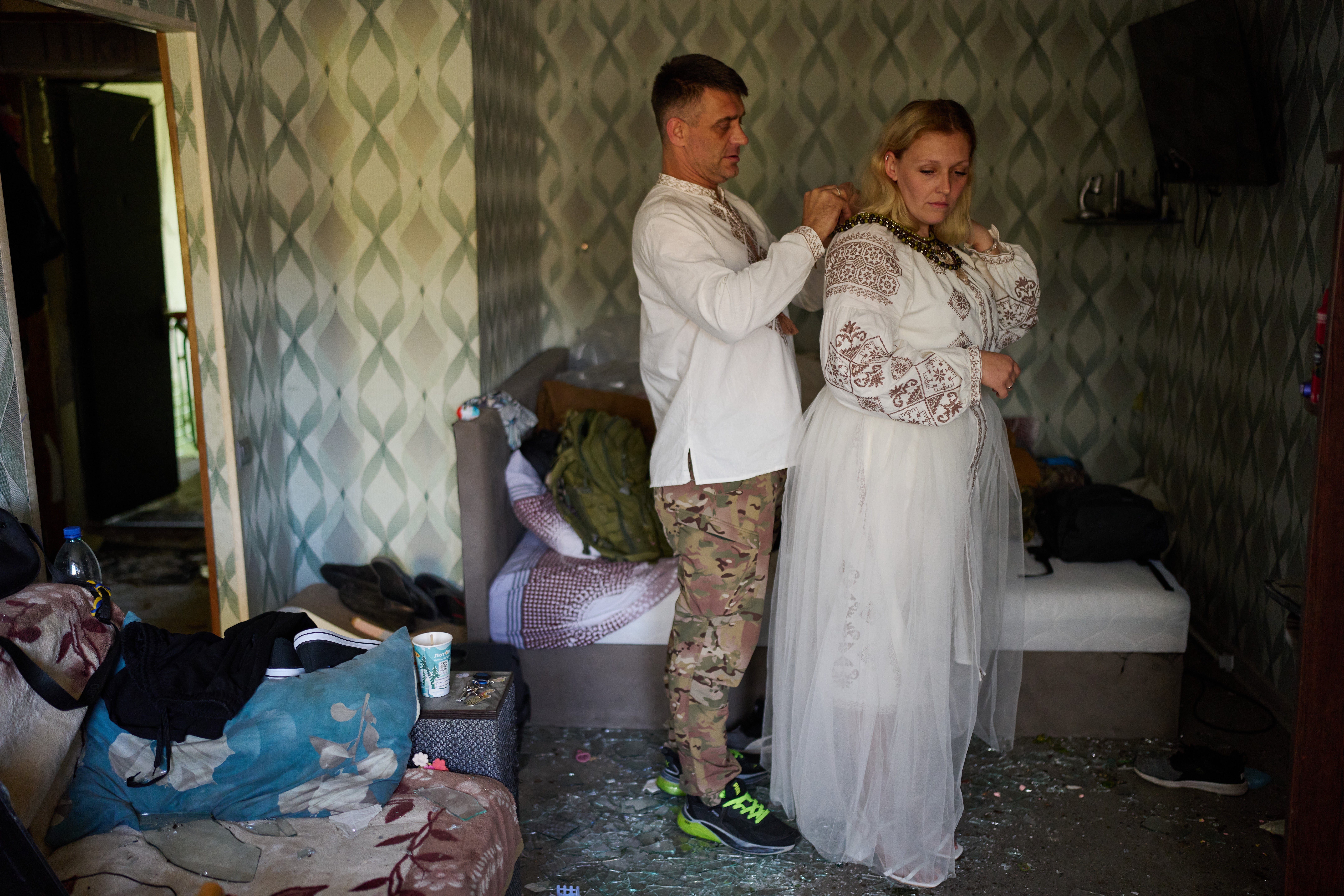 REP-GEN UCRANIA-GUERRA-BODA