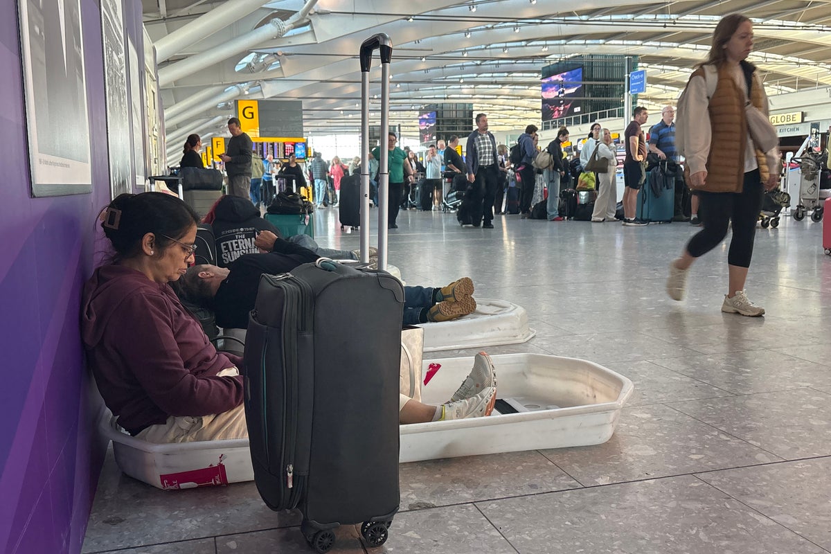 Air traffic control issues latest: Why are flights delayed and which airports are affected? Air traffic control issues latest: Why are flights delayed and which airports are affected?