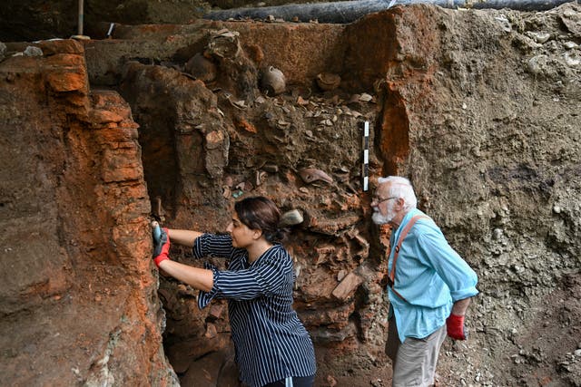 Tbilisi Roadworks Uncover 10th-Century Pottery Cache