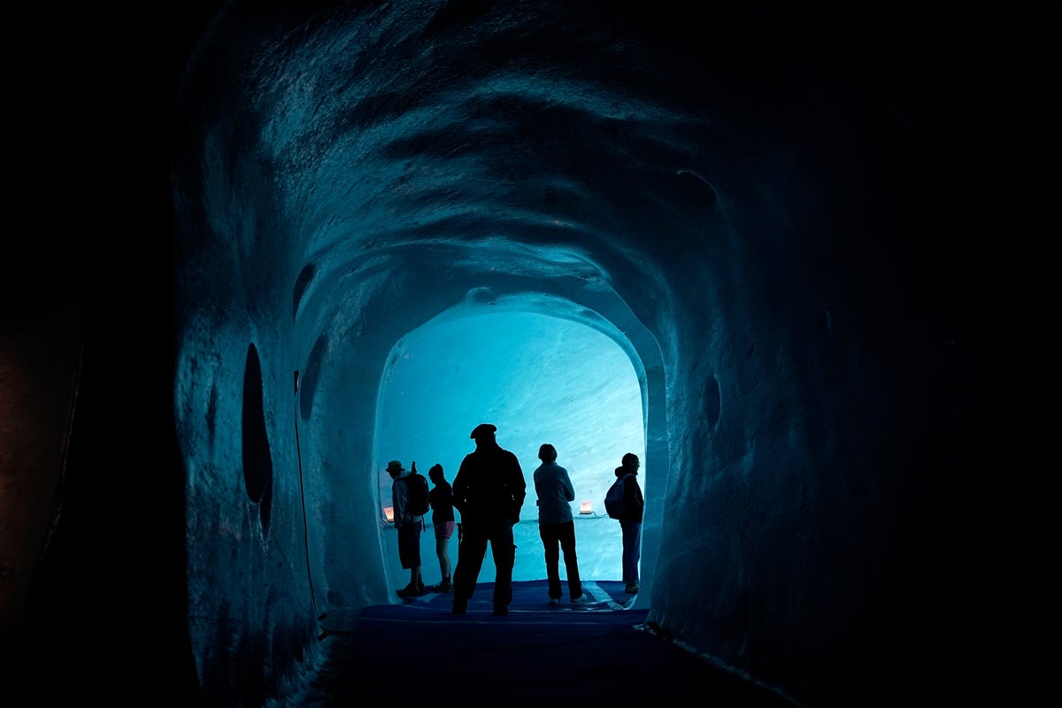 France's Mer de Glace Glacier Faces Rapid Melting Amid Rising Temperatures