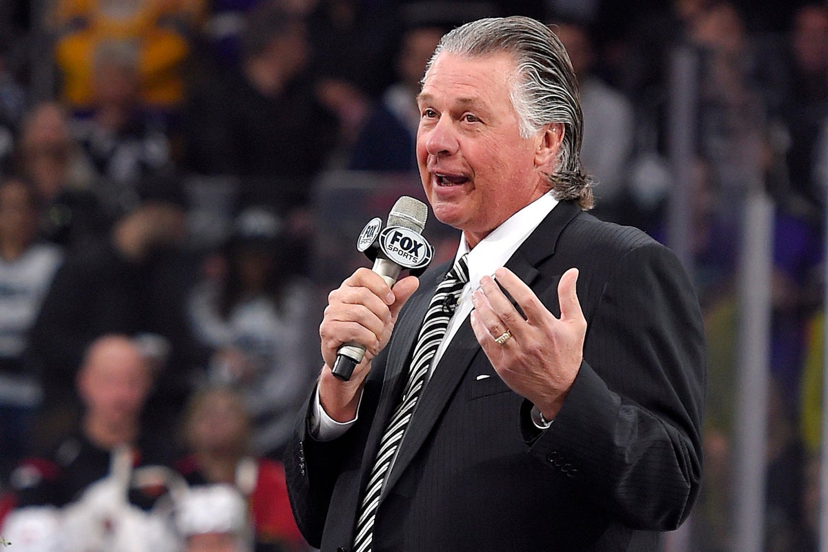 Hockey player and coach-turned-broadcaster Barry Melrose dies at age 70 Hockey player and coach-turned-broadcaster Barry Melrose dies at age 70
