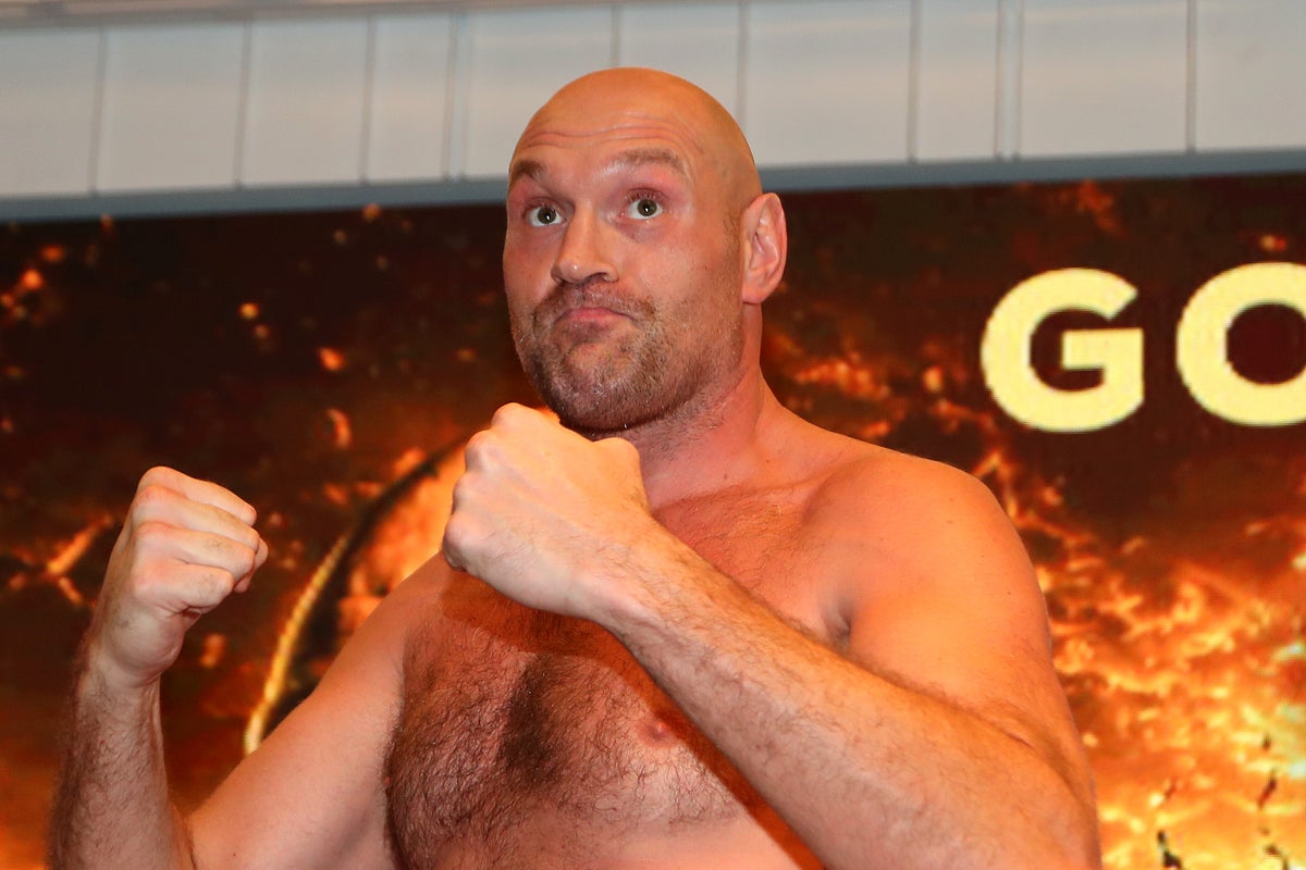 Heavyweight contender threatens Tyson Fury with secret sparring video