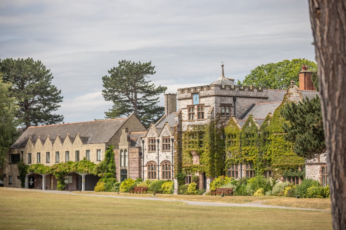 One of UK’s oldest private schools put on market for £5 million after closure