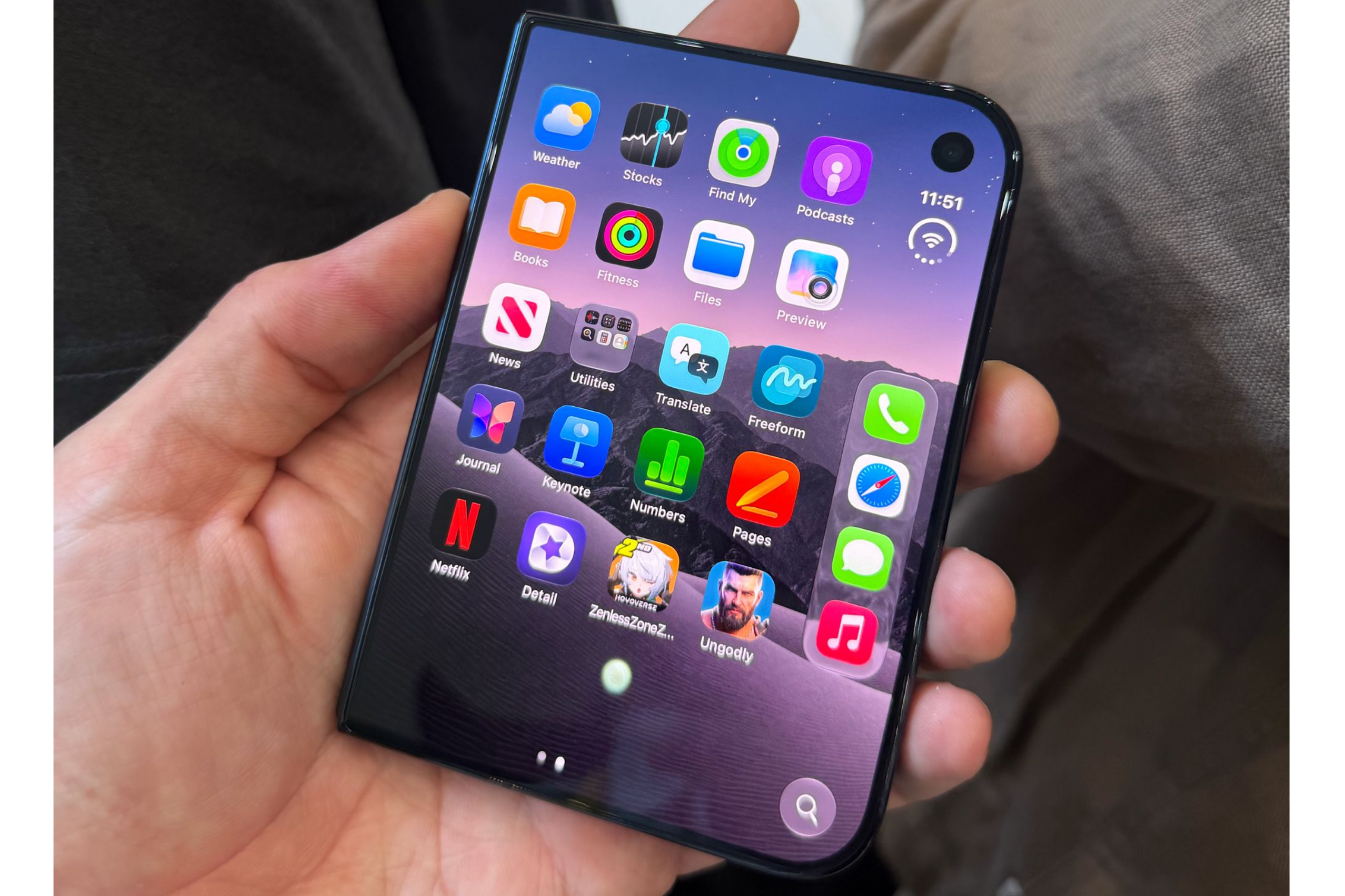 The iPhone Duo, in the hand (Andrew Griffin/The Independent)