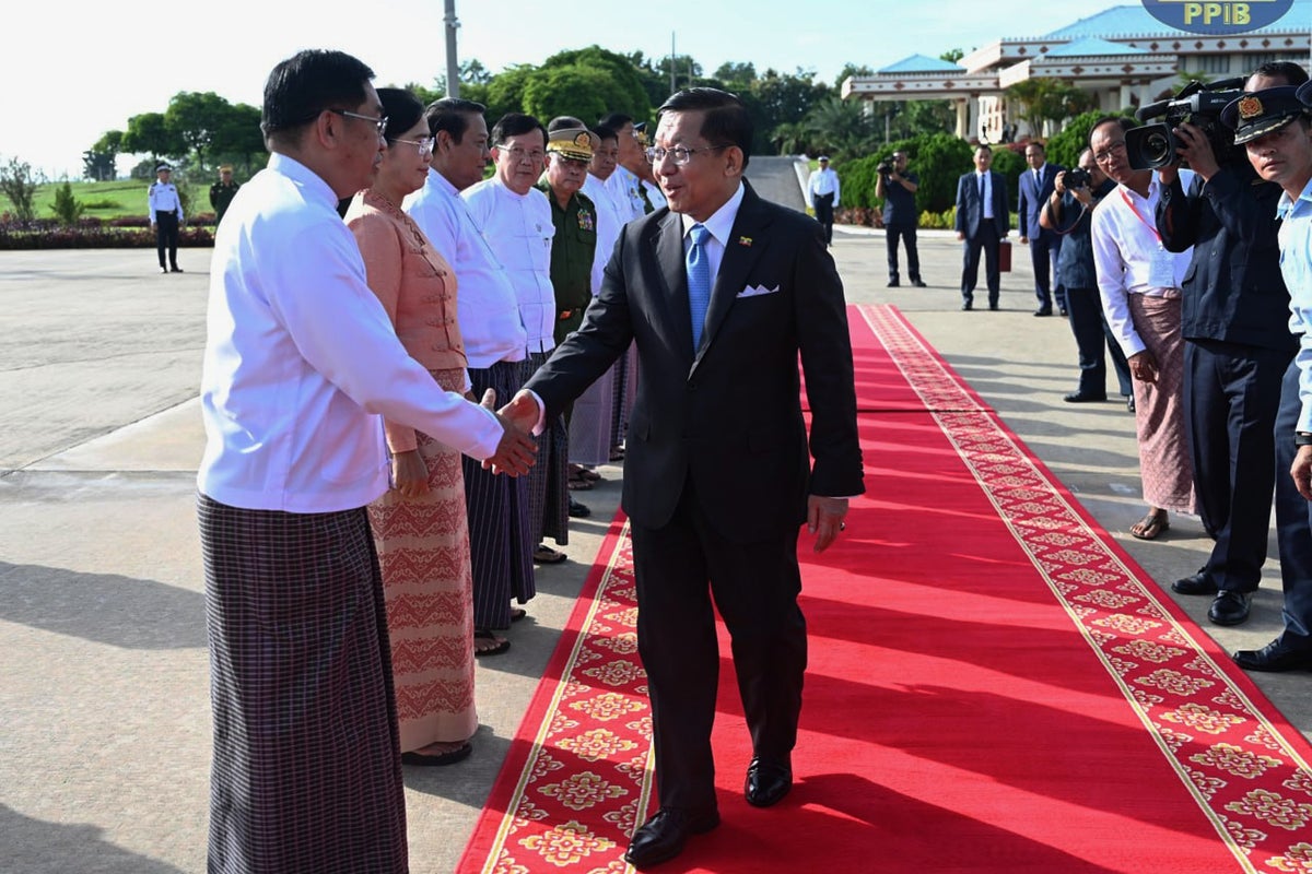 Myanmar Military Leader Min Aung Hlaing Travels to Cambodia for Diplomatic Talks