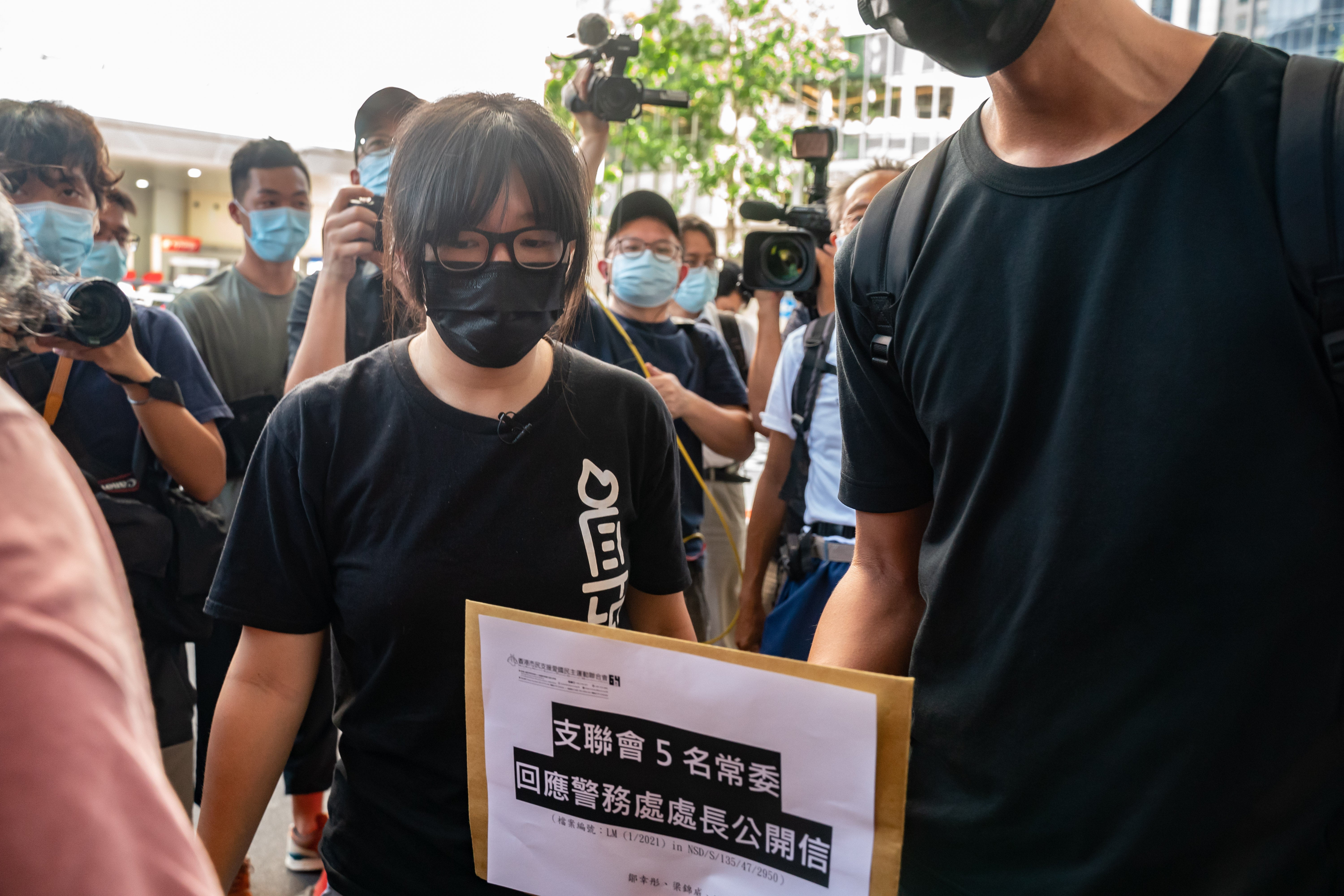 Hong Kong Alliance in Support of Patriotic Democratic Movements of China vice-chairwoman Tonyee Chow Hang-tung arrives at police headquarters in response to National Security Department's request on allegations of foreign agents on 7 September 2021 in Hong Kong (Getty)