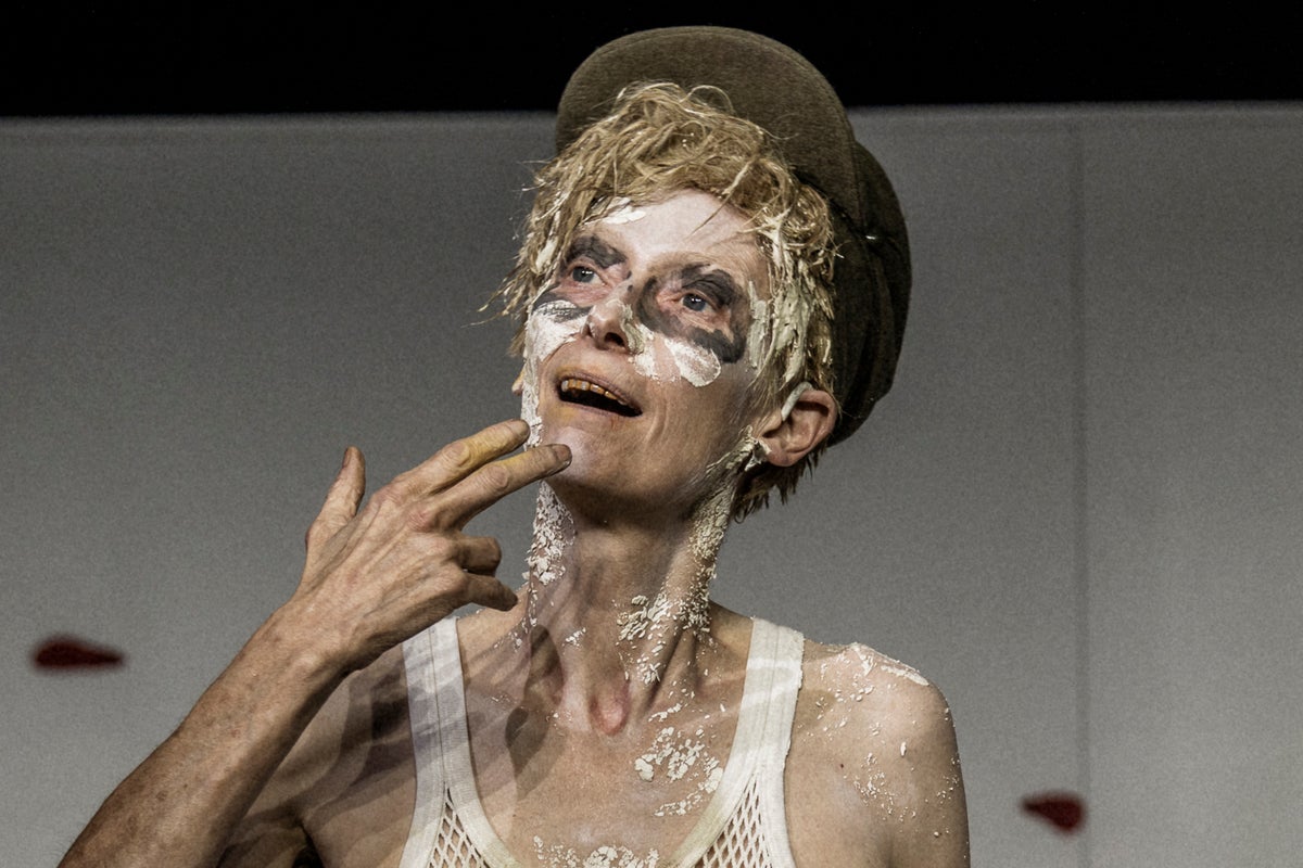 Kritik zu „Man to Man“ - | Tilda Swinton ist faszinierend als Frau im ...