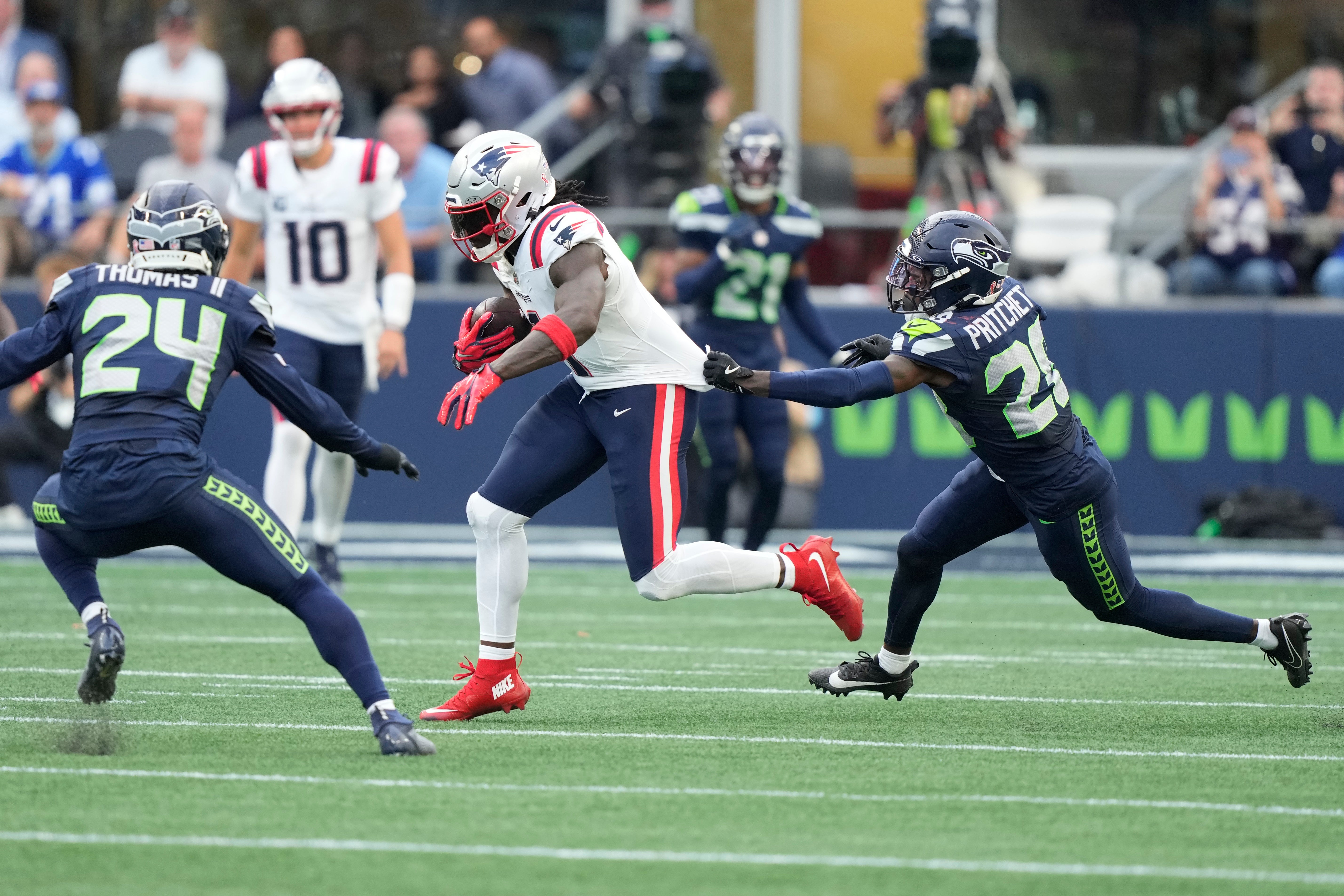 PATRIOTS-BROWN