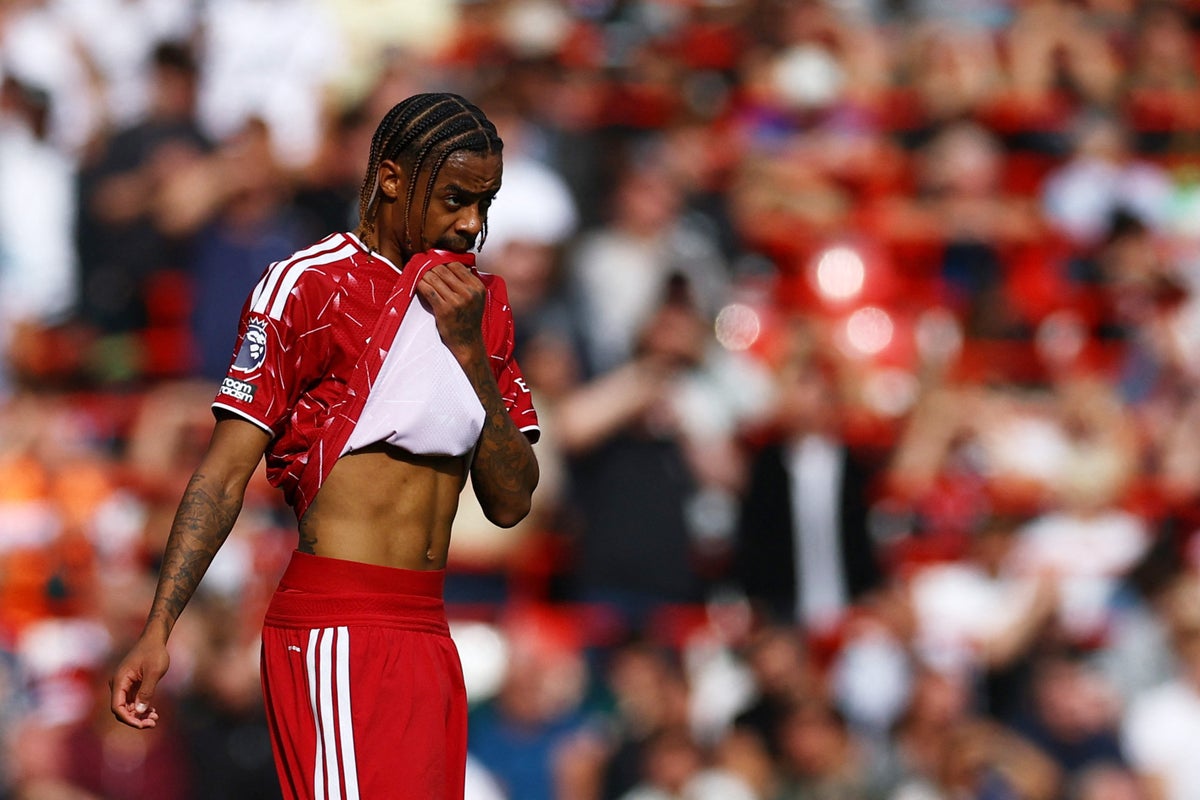 Liverpool v Fulham LIVE: Victor Munoz hits bar but visitors on top in Premier League clash