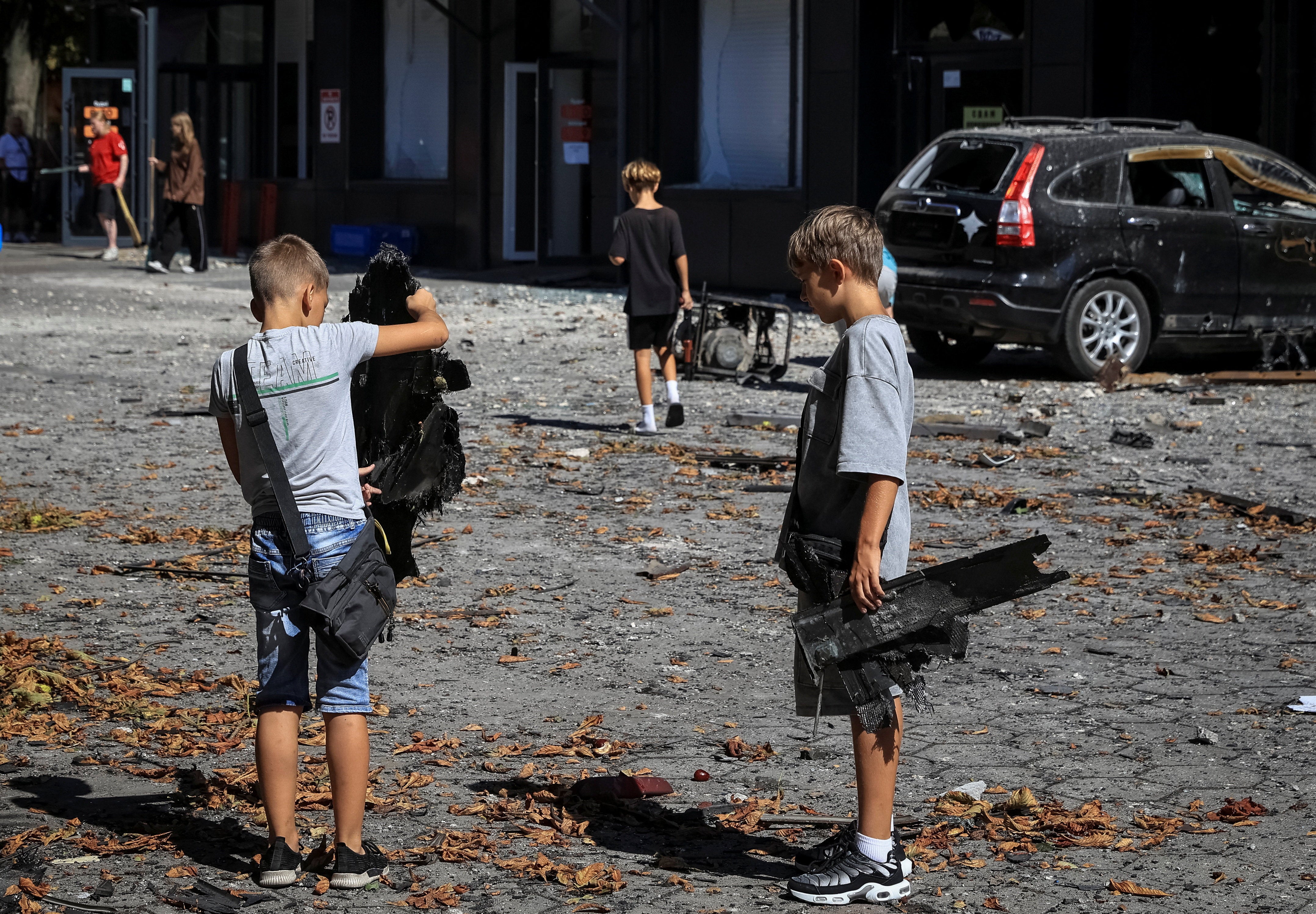 Five children daily killed or wounded by explosive materials