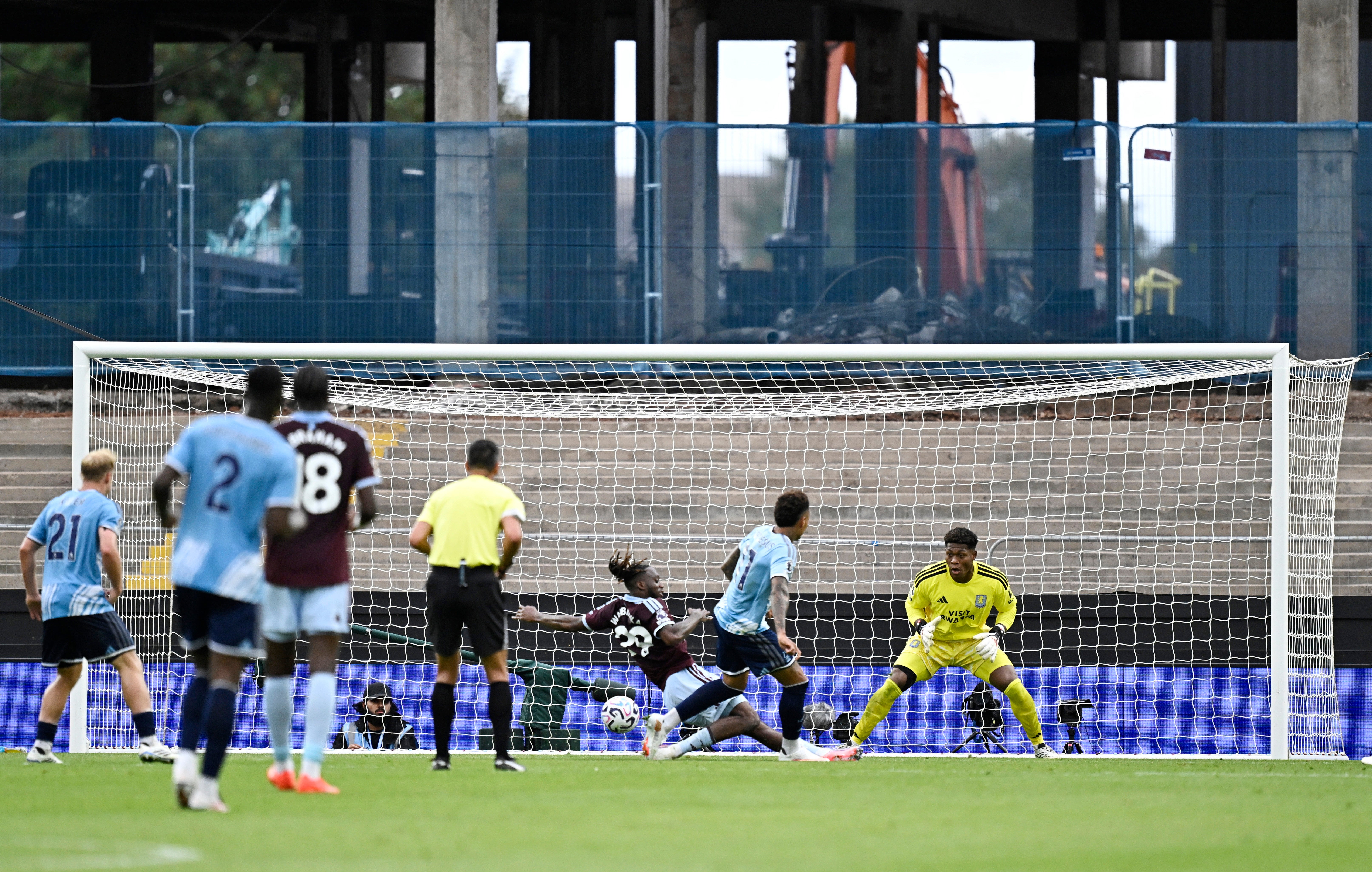 Igor Jesus fired home the winner late on