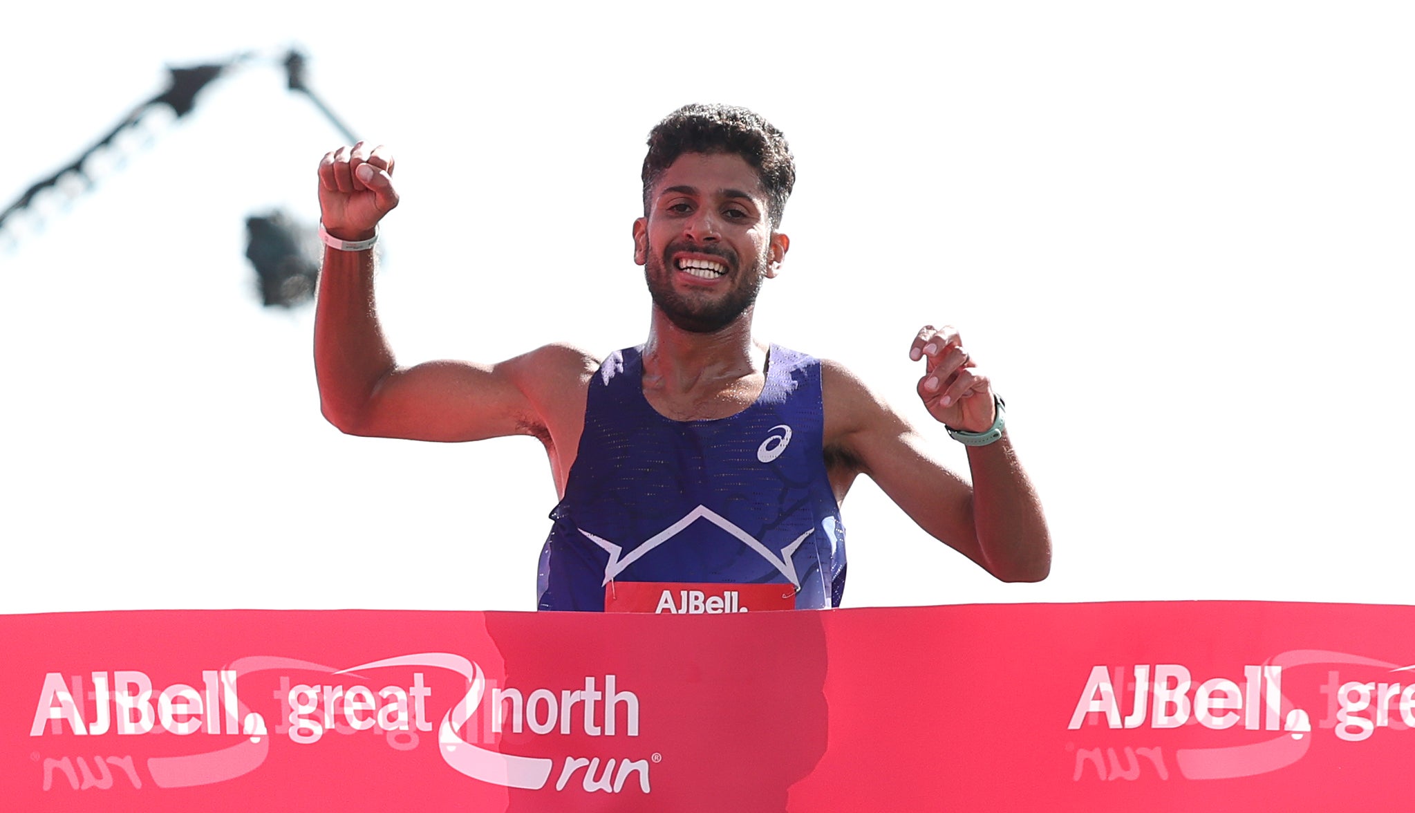 American Zouhai Talbi won the men’s race