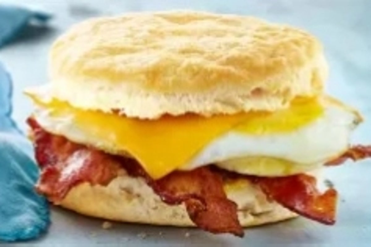 Regional Southern Breakfast Chain Outperforms Major National Competitors in Consumer Rankings