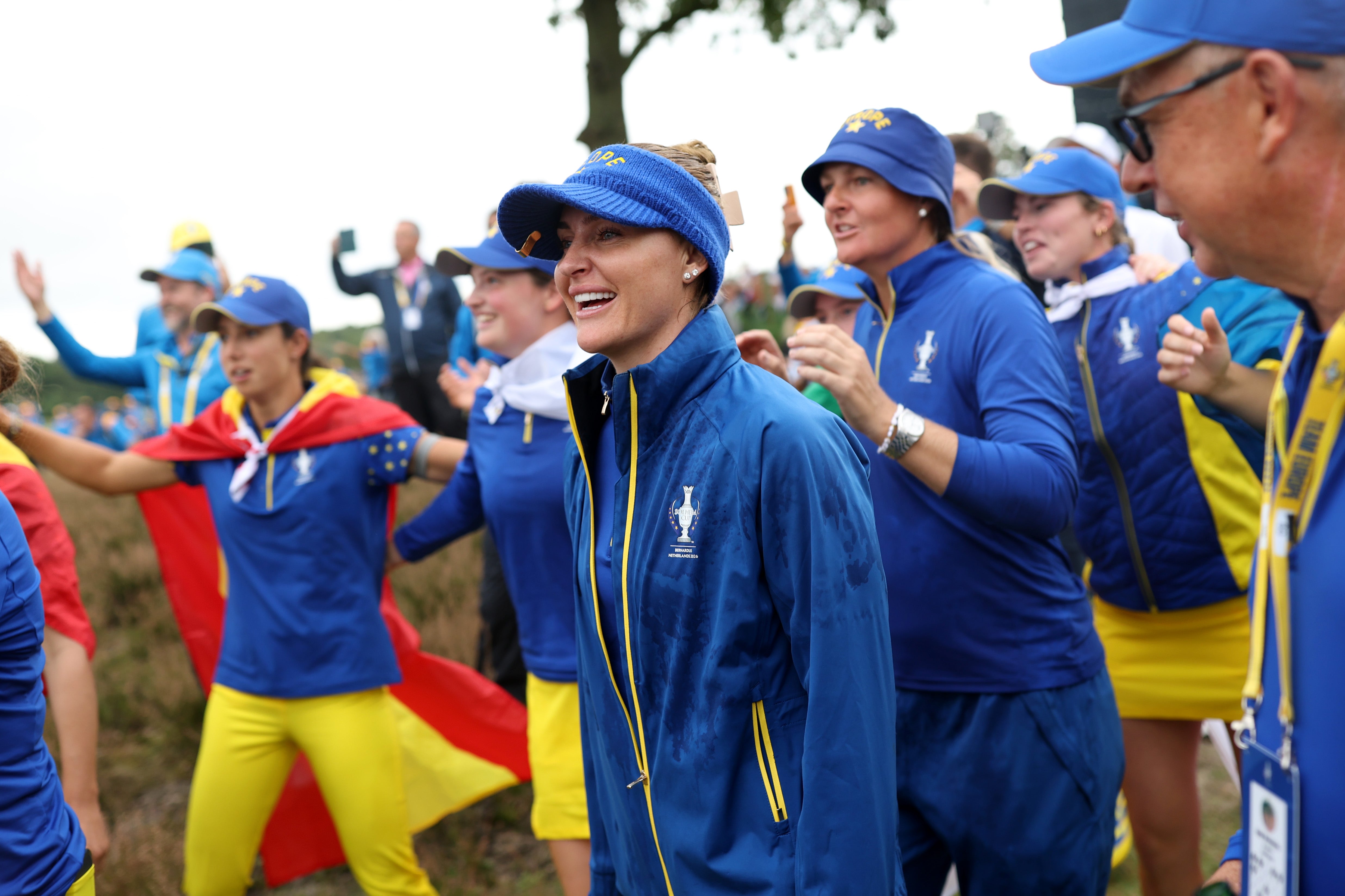 Charley Hull kickstarted the blue wave in the Sunday singles