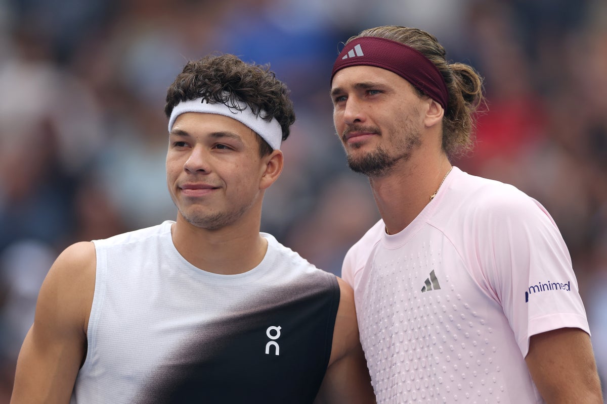 US Open final LIVE: Nervy Shelton gifts Zverev early lead with grand slam history on the line