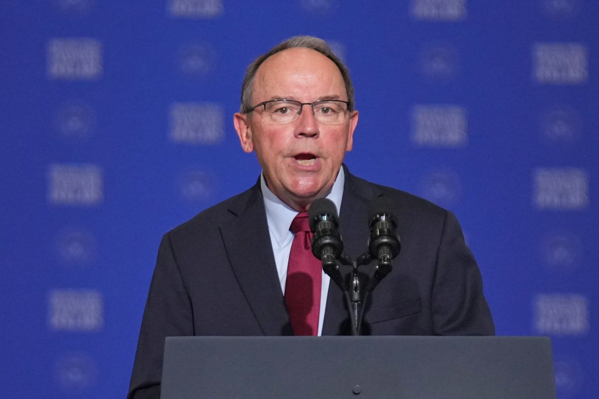 GOP congressman from Wisconsin swims to safety after plane makes emergency landing in a lake