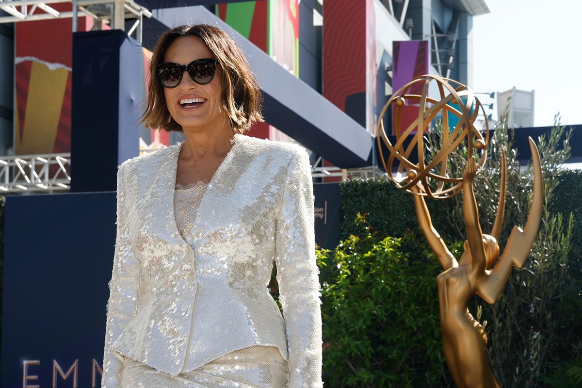 Emmys arrive in Los Angeles as ‘The Pitt’ and ‘Widow’s Bay’ vie for attention