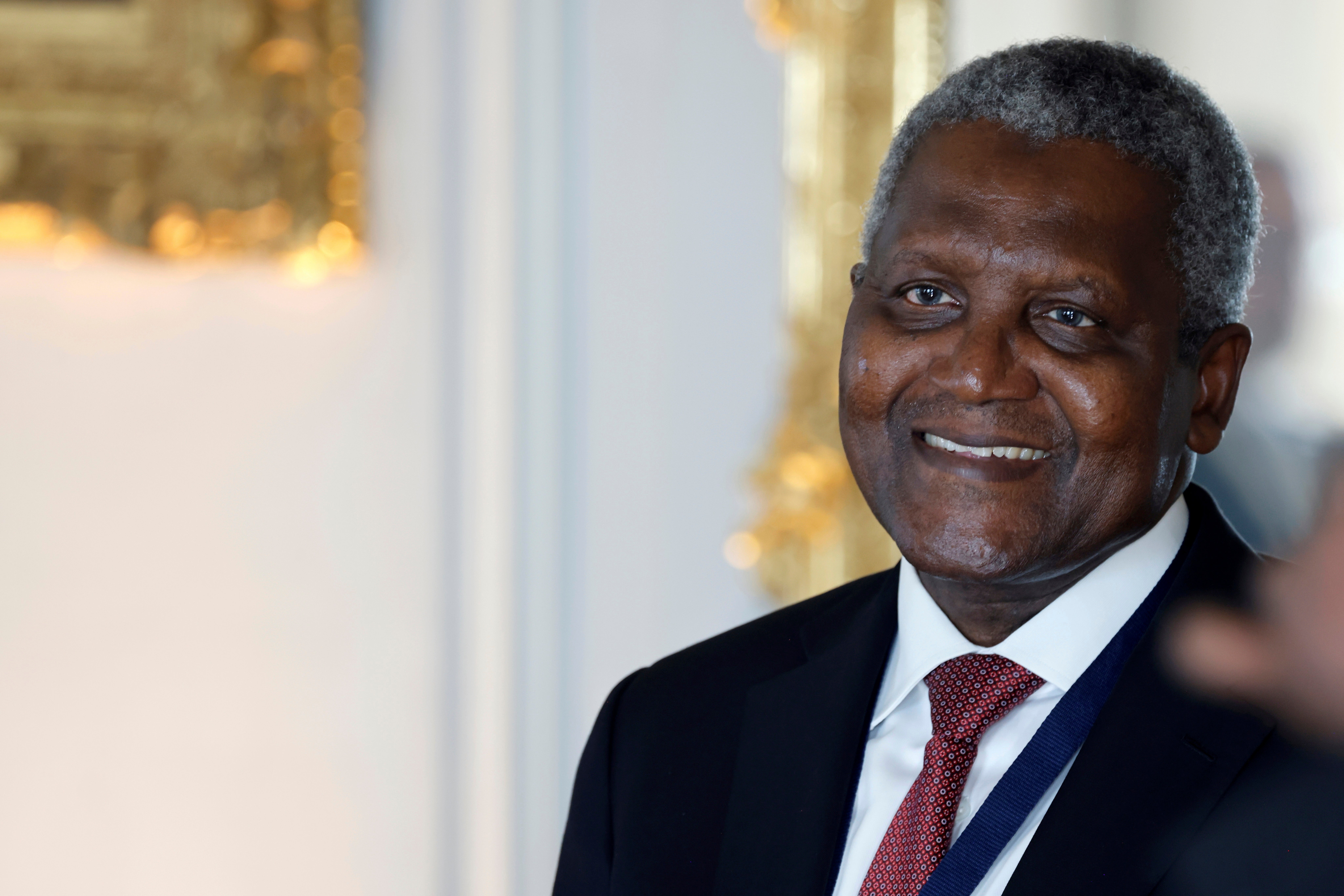 independent.co.uk - Ope Adetayo - Africa's biggest oil refinery opens to public ownership, sparking excitement among retail investors