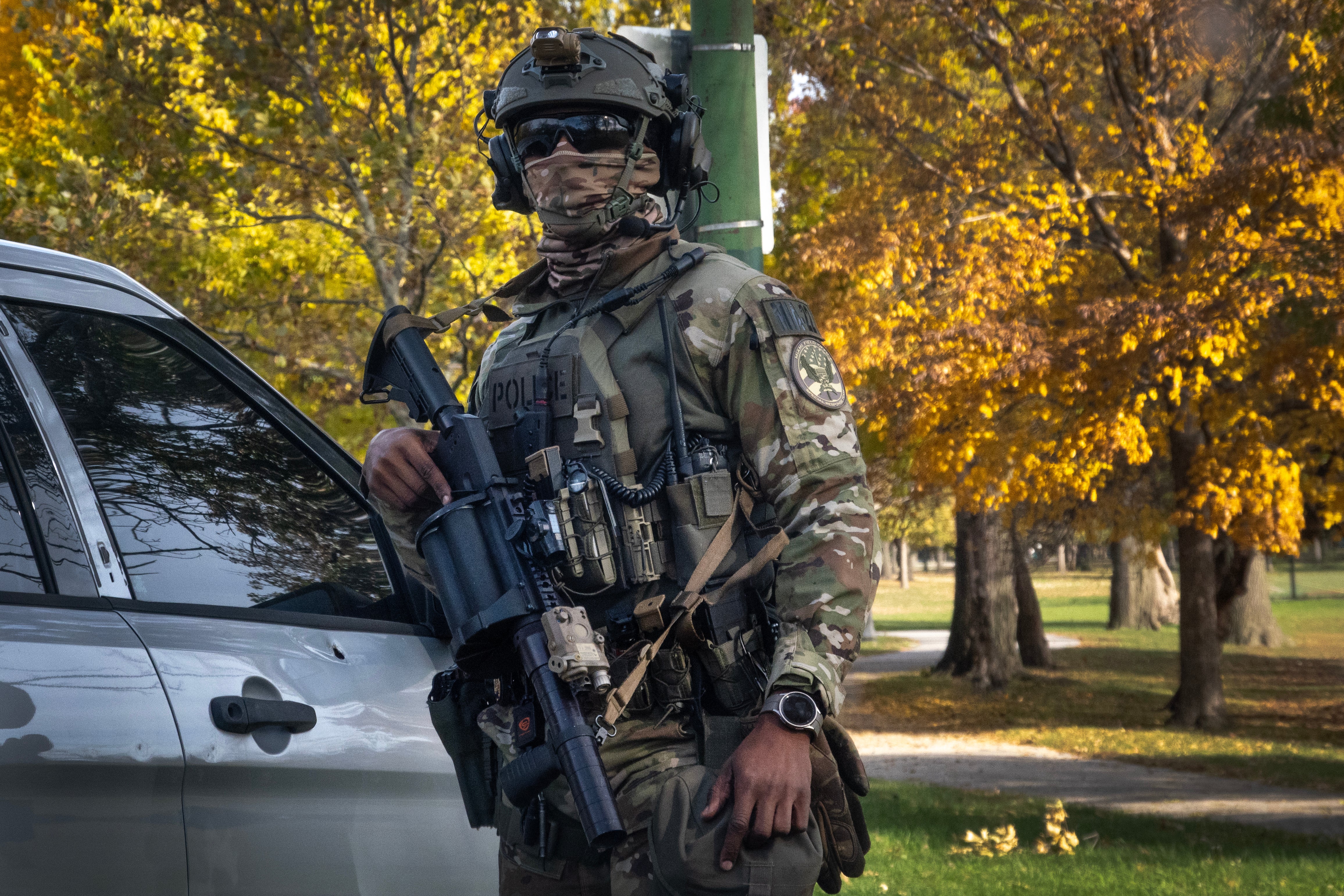 An ICE agent taking part in Operation Midway Blitz in Chicago last fall that saw thousadns of migrants deported