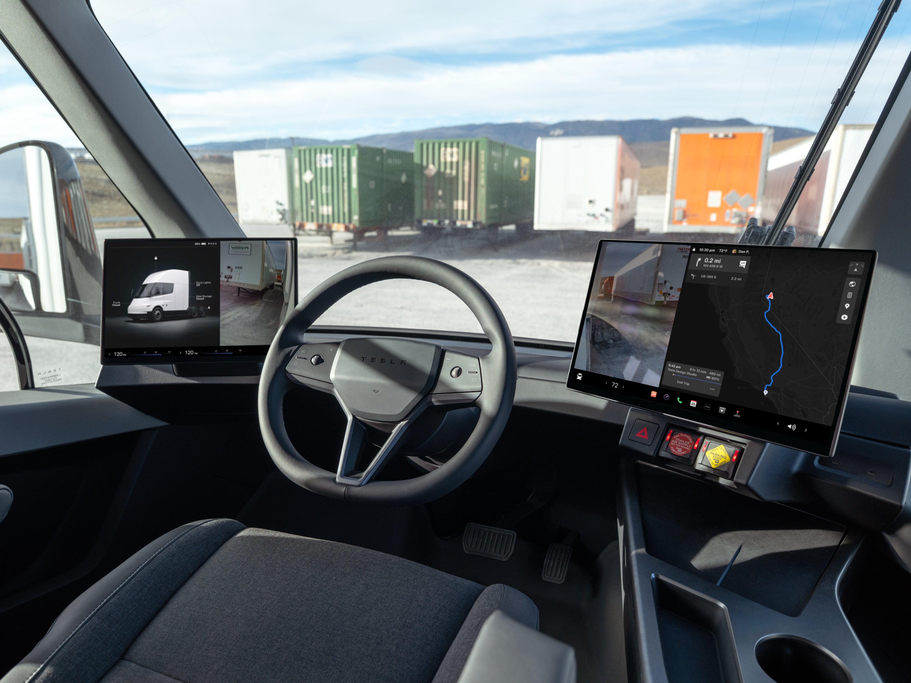 The Tesla Semi gets a familiar high-tech interior – just like Tesla's cars (Tesla)