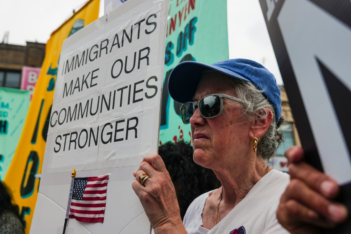 Massive legal battle erupts as 22 states fight Trump plan to block green cards for Medicaid users