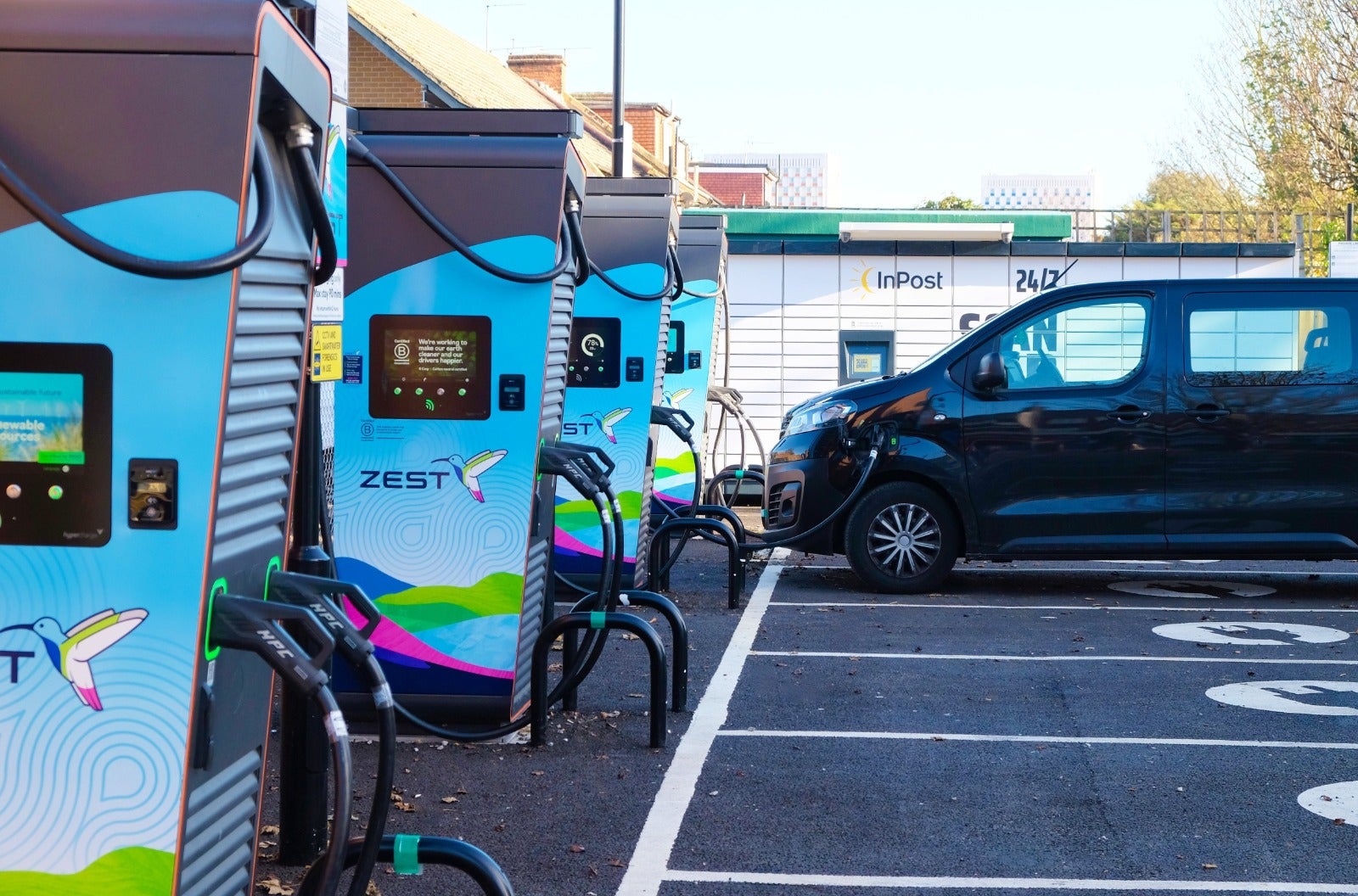 EV drivers without driveways could use home energy tariff at public ...