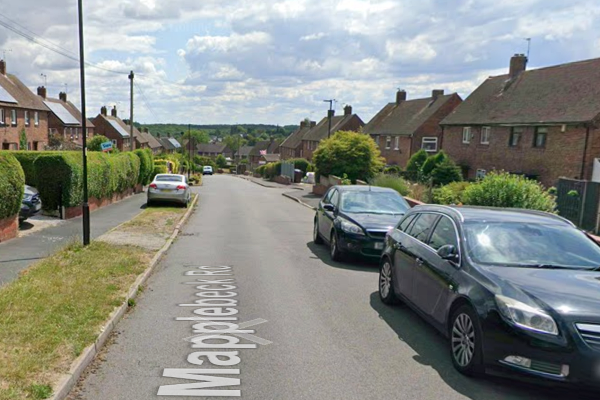 Homes evacuated and roads closed as bomb squad searches property in Sheffield Homes evacuated and roads closed as bomb squad searches property in Sheffield
