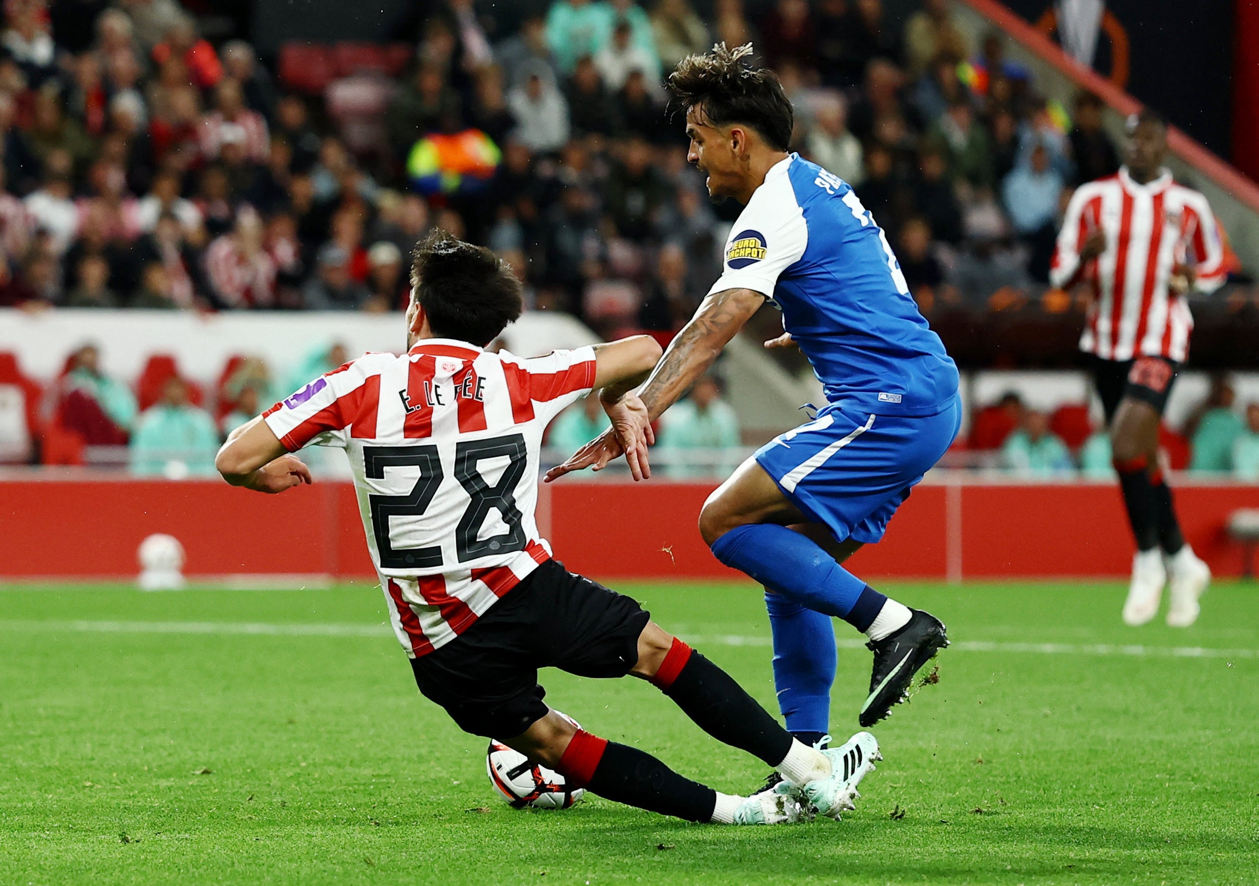 Le Fee won the decisive penalty