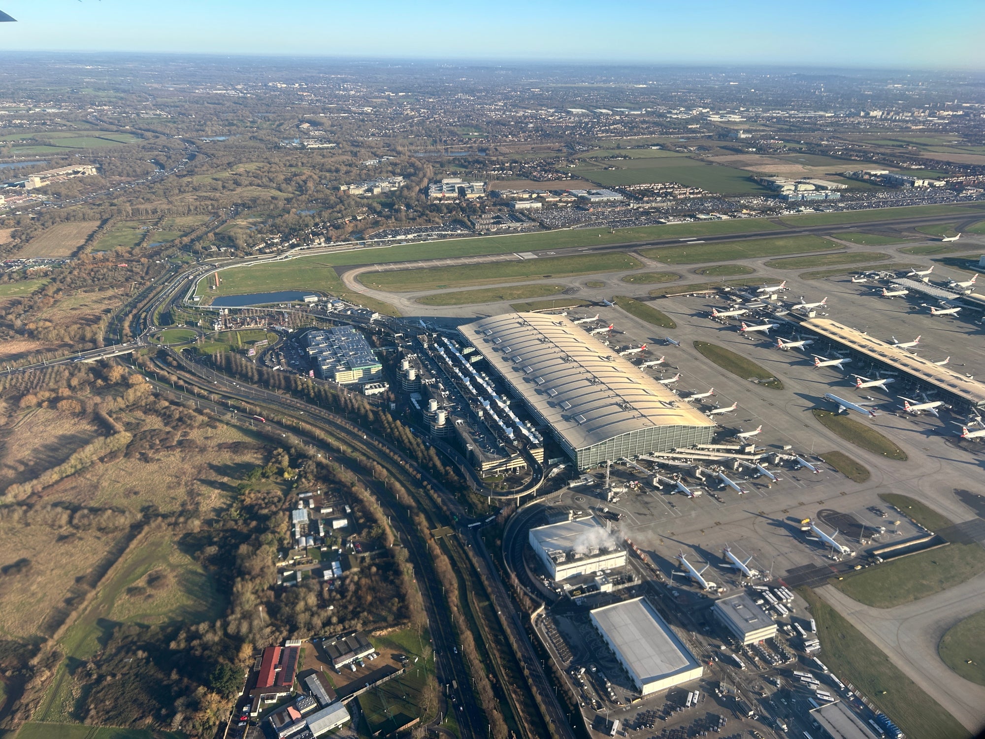 independent.co.uk - Amelia Neath - Airlines should pay to reduce emissions if Heathrow's third runway opens