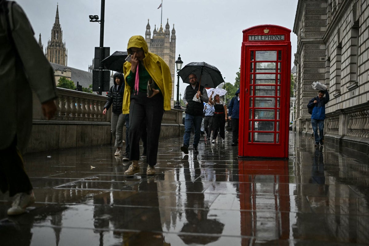 Torrential rain over seven months needed to bring England out of drought, experts warn