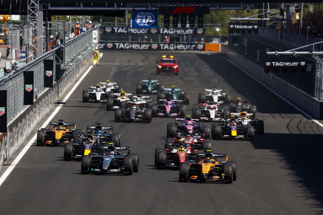 Lando Norris leads the way at the start of the Spanish Grand Prix (Hoch Zwei Photography / Allwyn)