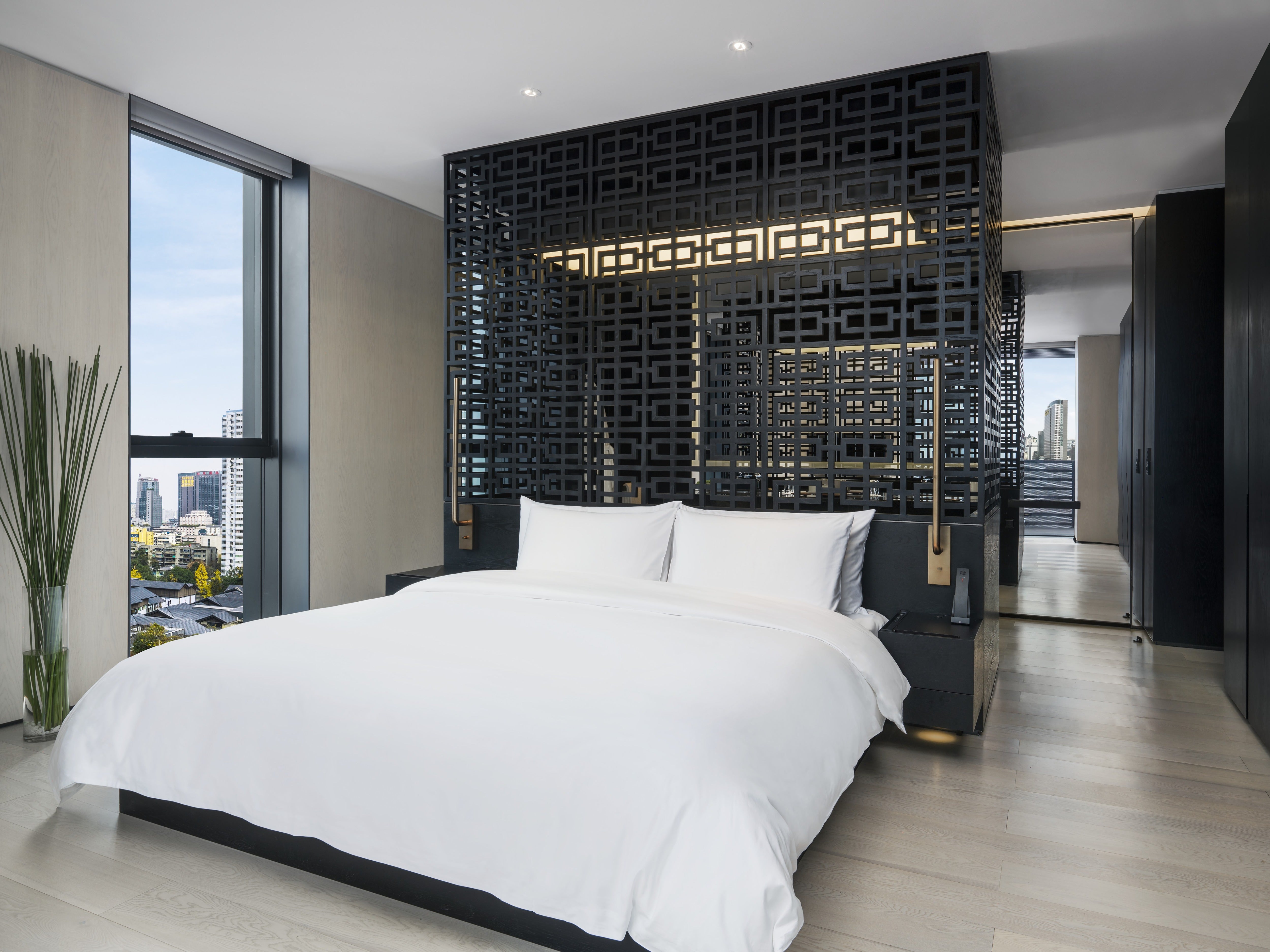 Venus stayed in a Deluxe Temple Suite