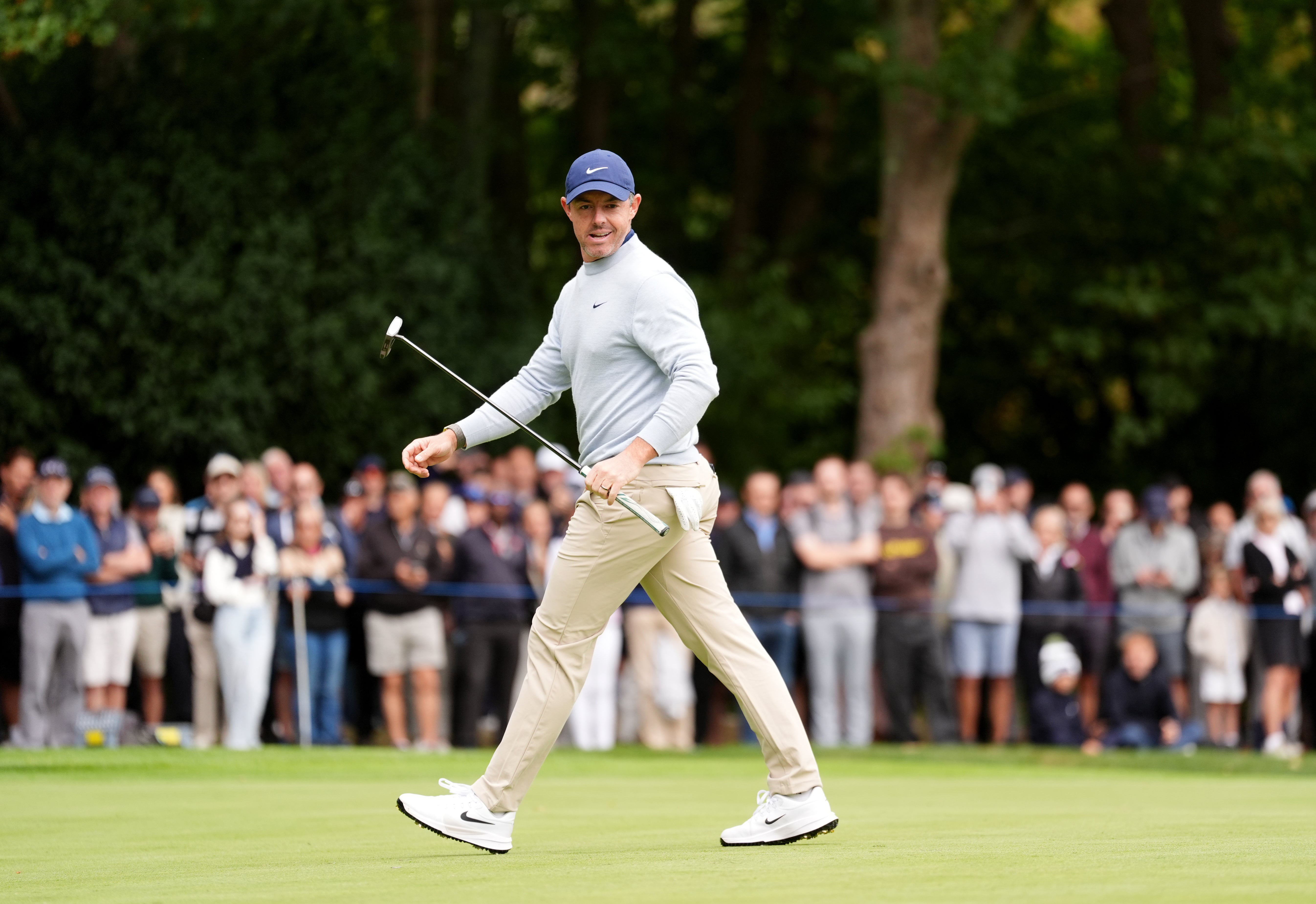 McIlroy started his second round strongly