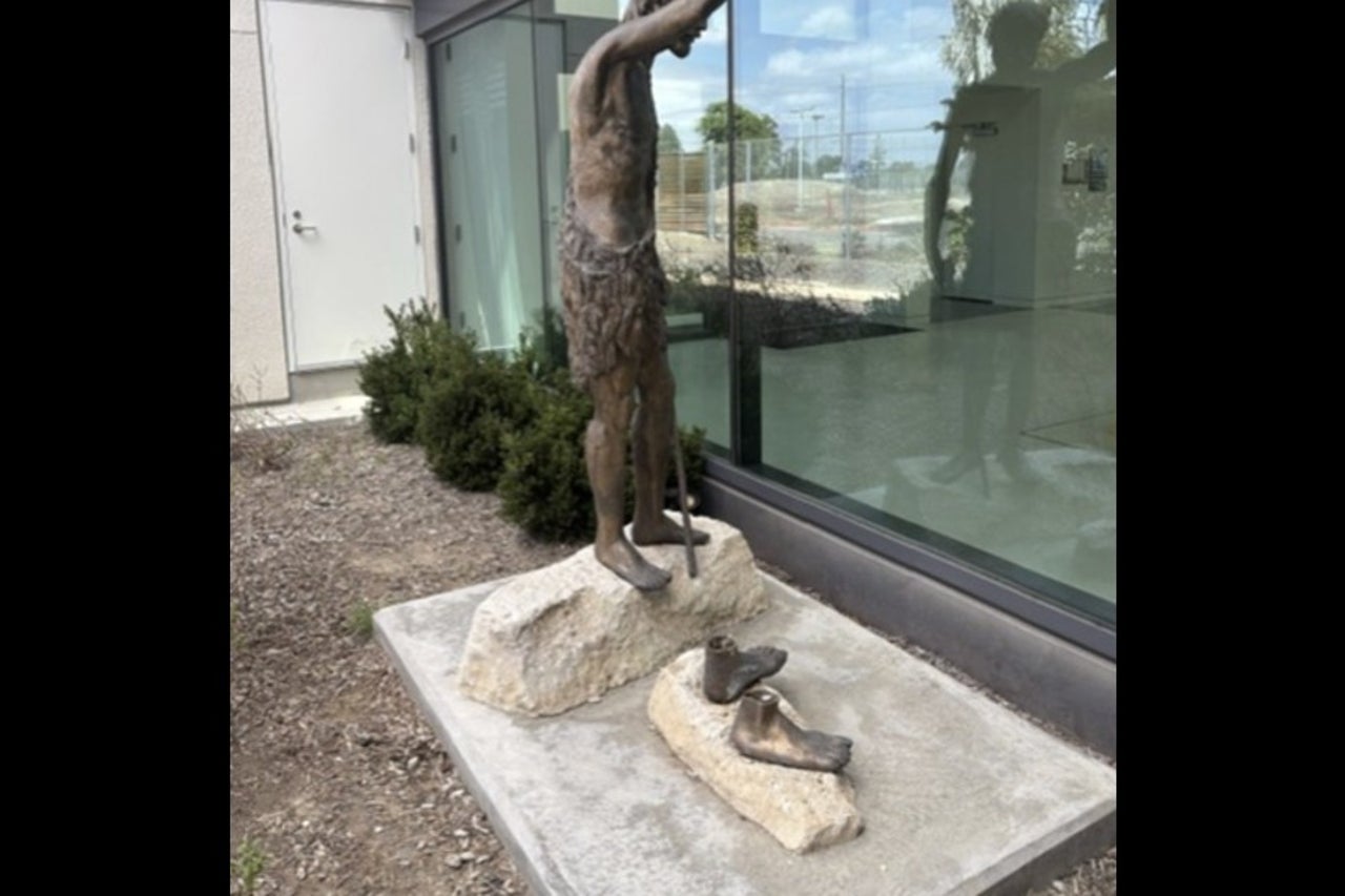 New Photo - Cops race to find stolen $50K bronze Jesus statue before it’s lost forever