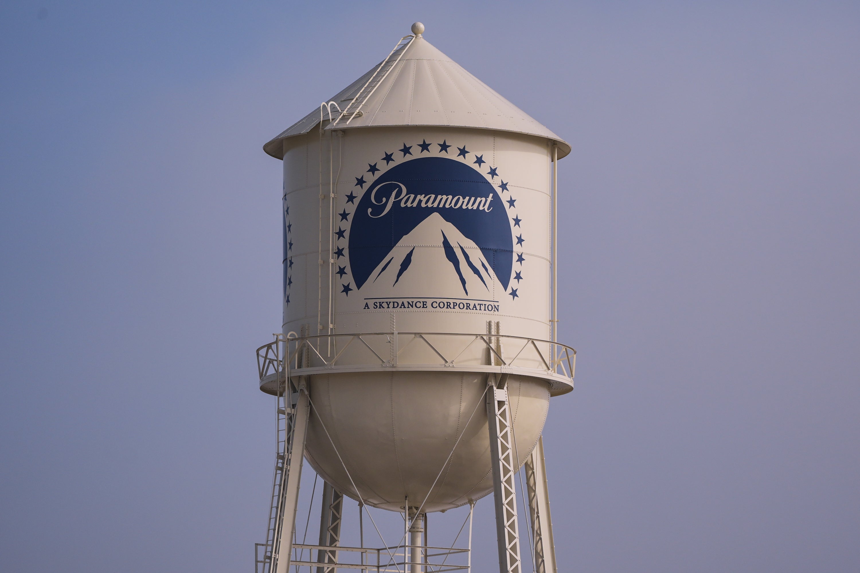 independent.co.uk - Wyatte Grantham-Philips - FCC grants Paramount's indirect ownership request for Gulf funds in Warner Bros. Discovery buyout