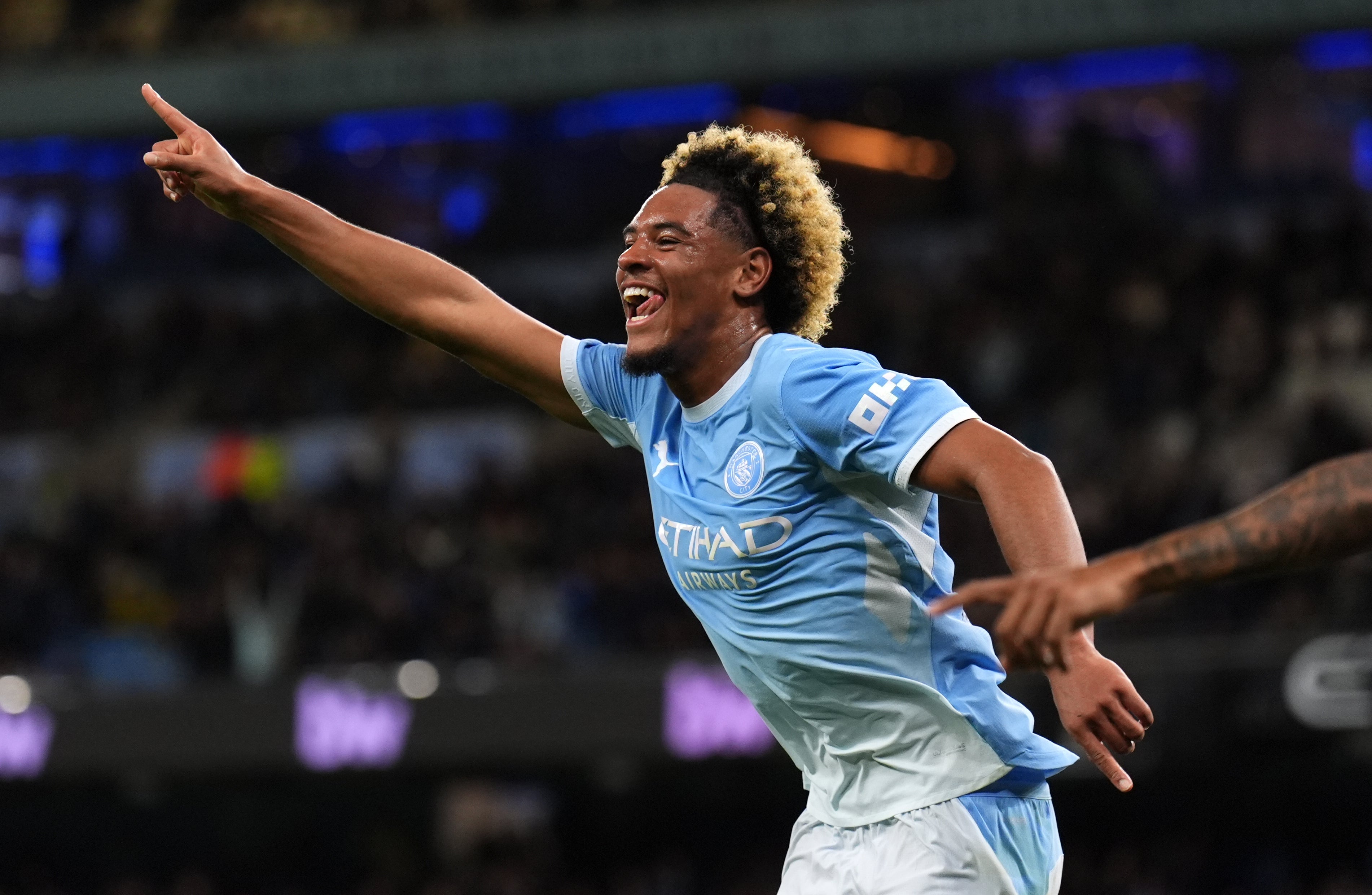 Floyd Samba starts up top in place of Erling Haaland