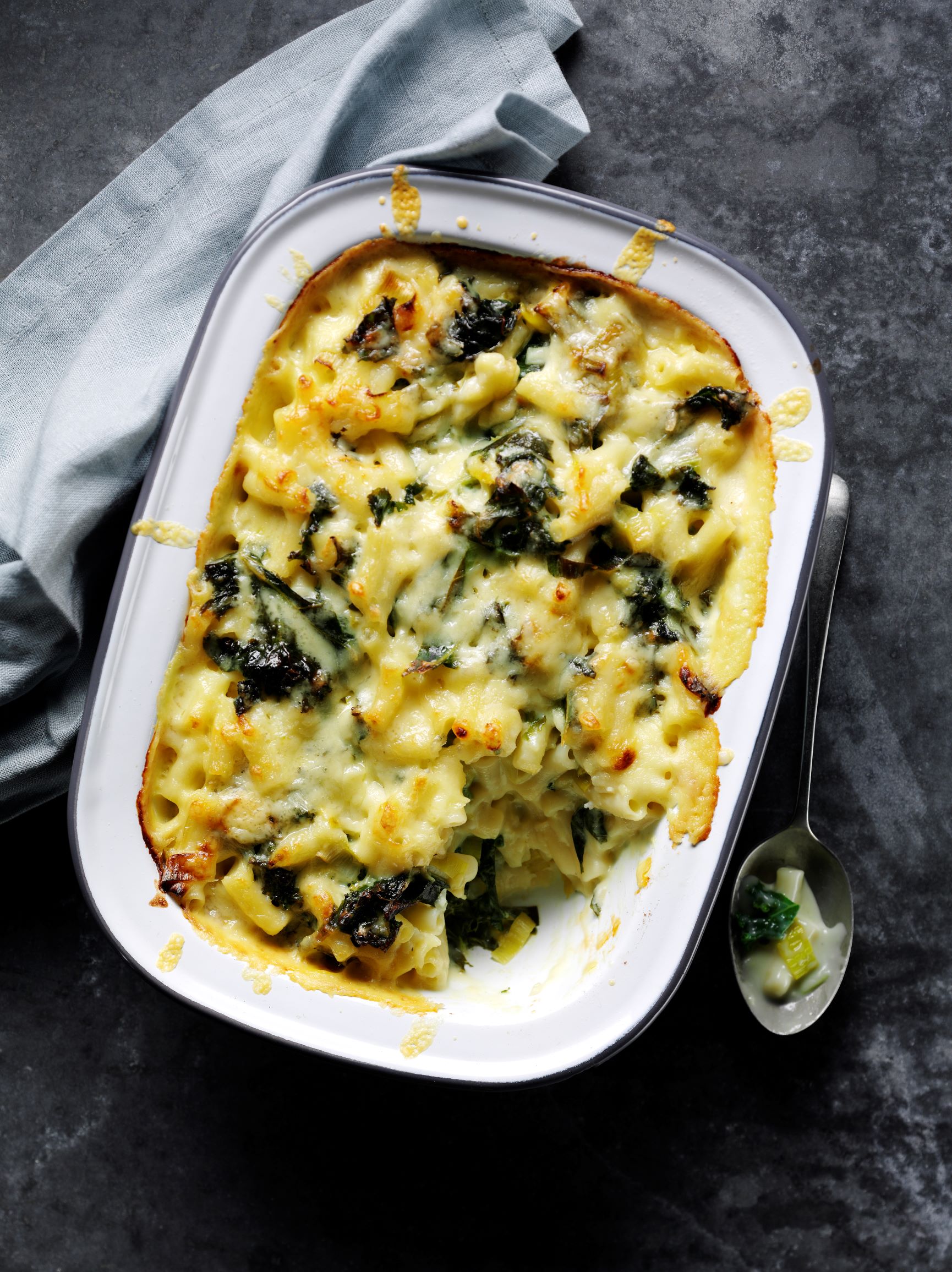 Kale cuts through all that cheddar in a bubbling mac’n’cheese built for colder evenings