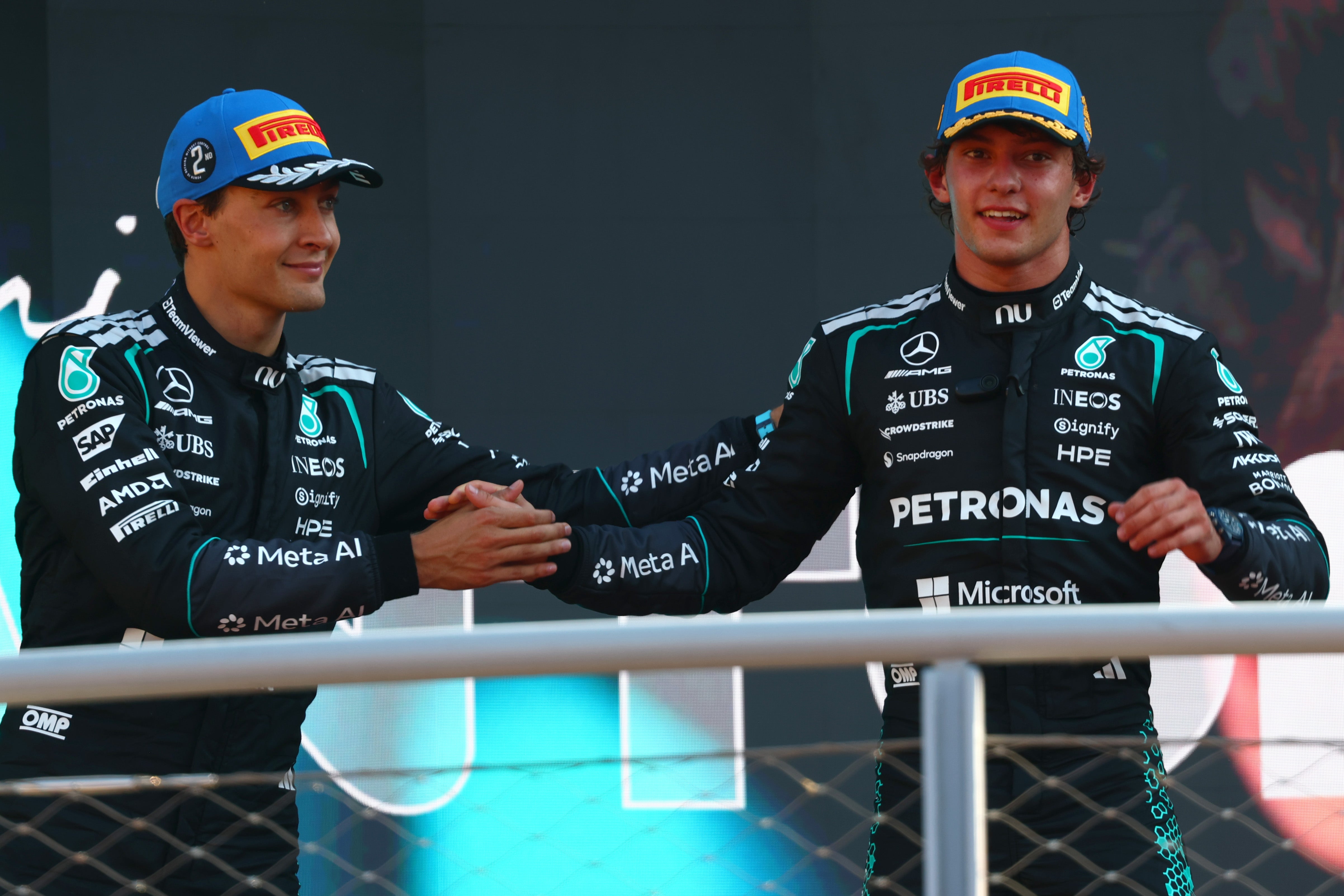 Russell congratulates his teammate Antonelli after his win in Monza (Getty)