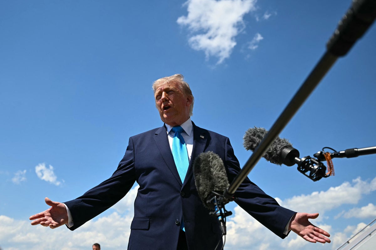 White House shredded for promoting its own news app after Trump’s media ban: ‘State run media’