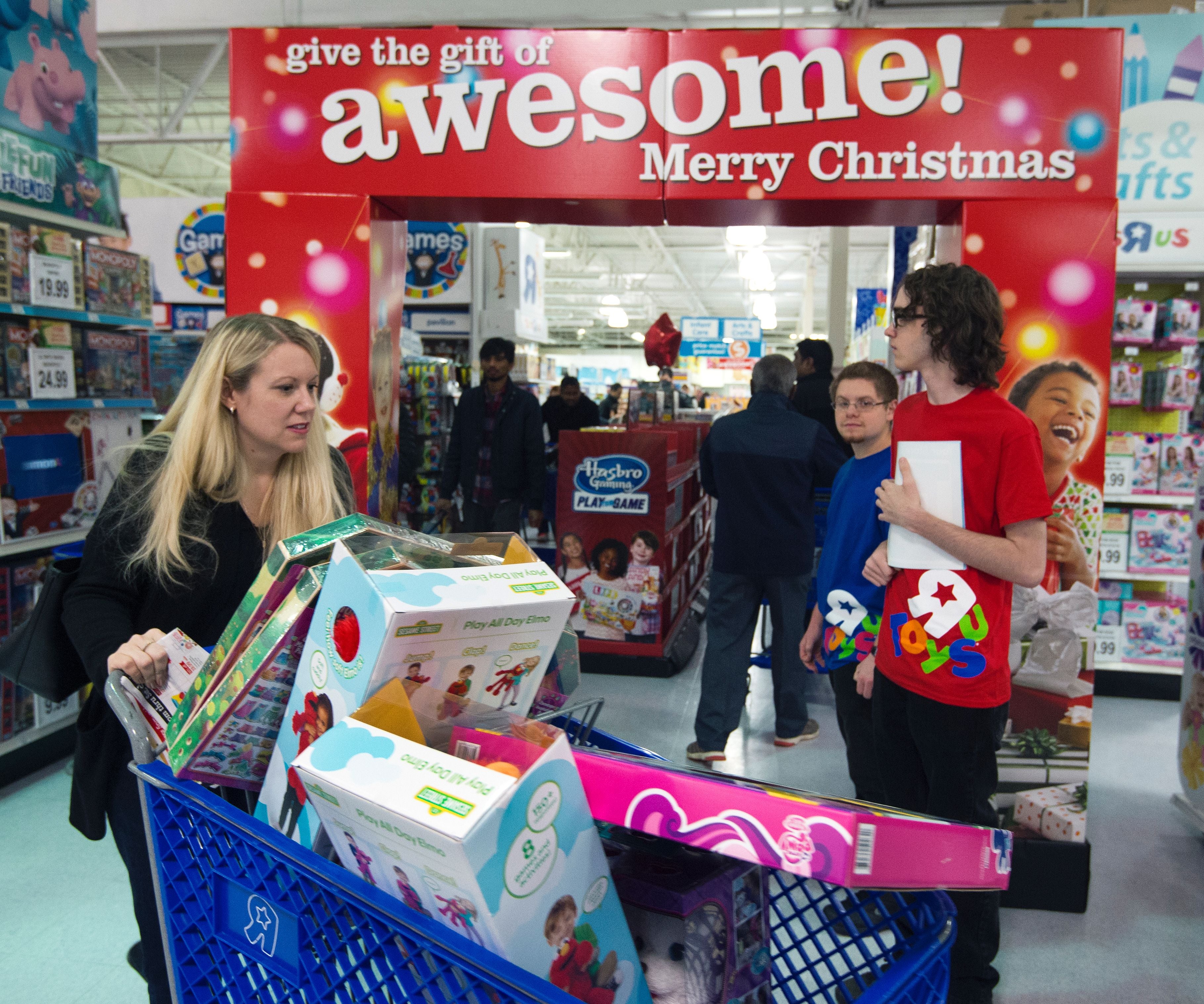 Toys R Us is set for a massive expansion with 120 new stores in time for holiday shopping
