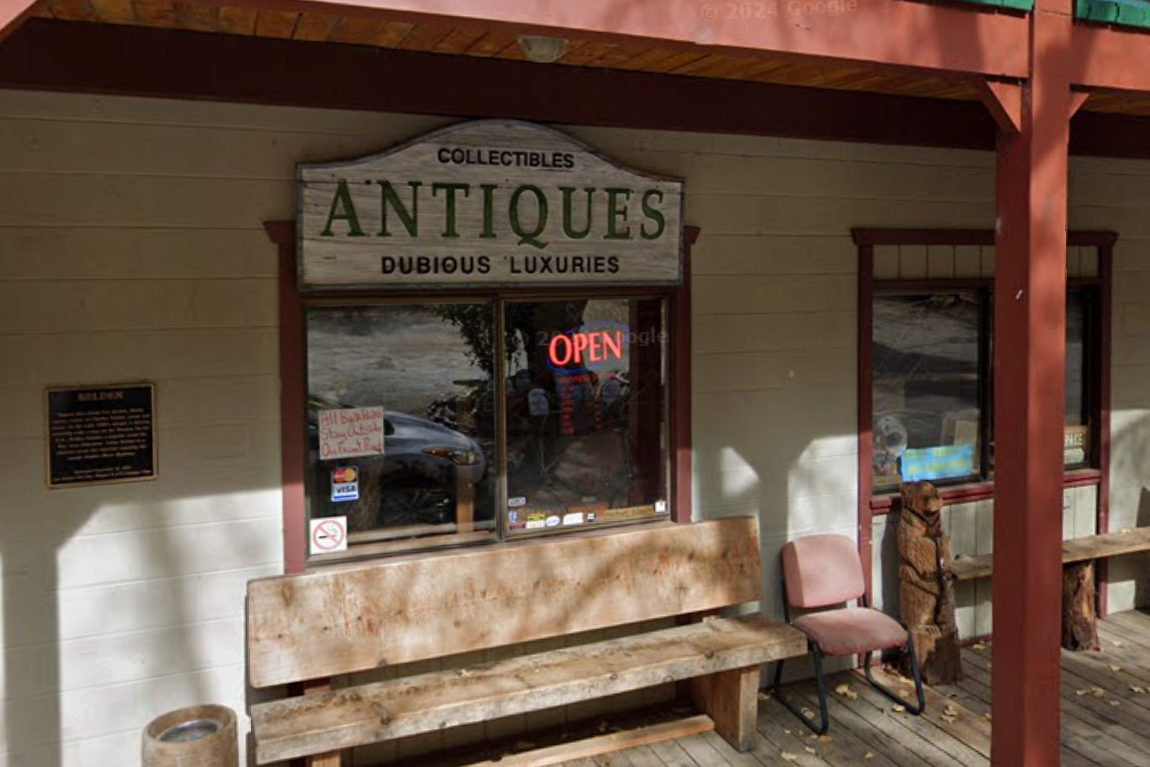 Belden’s central lodge features a collection of vintage items, including local artwork, historical taxidermy and an antique slot machine (Google Maps)